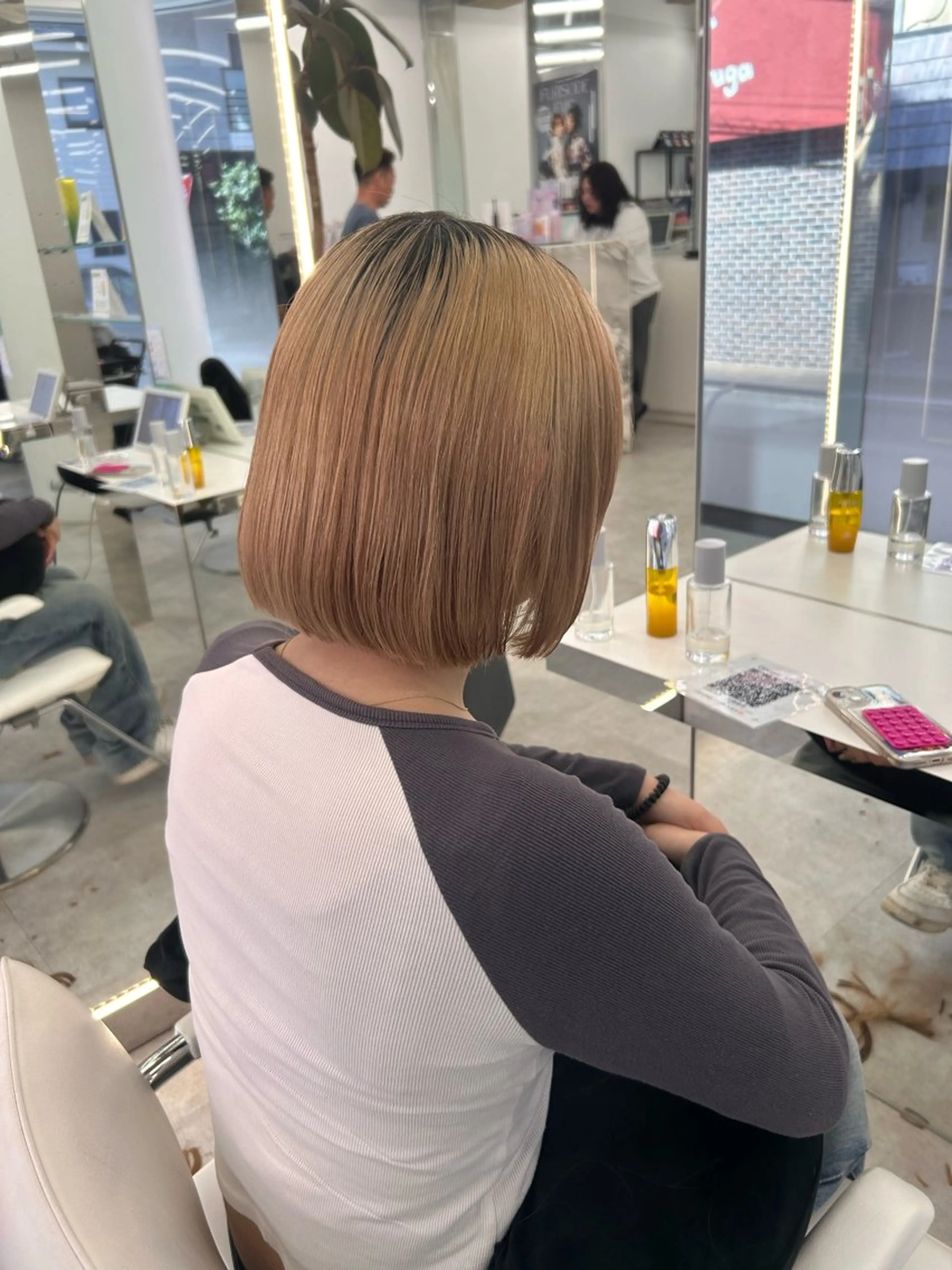 ミディアム カット はるか/ブリーチカラ ー/ヘアアレンジ🤍のヘアスタイル