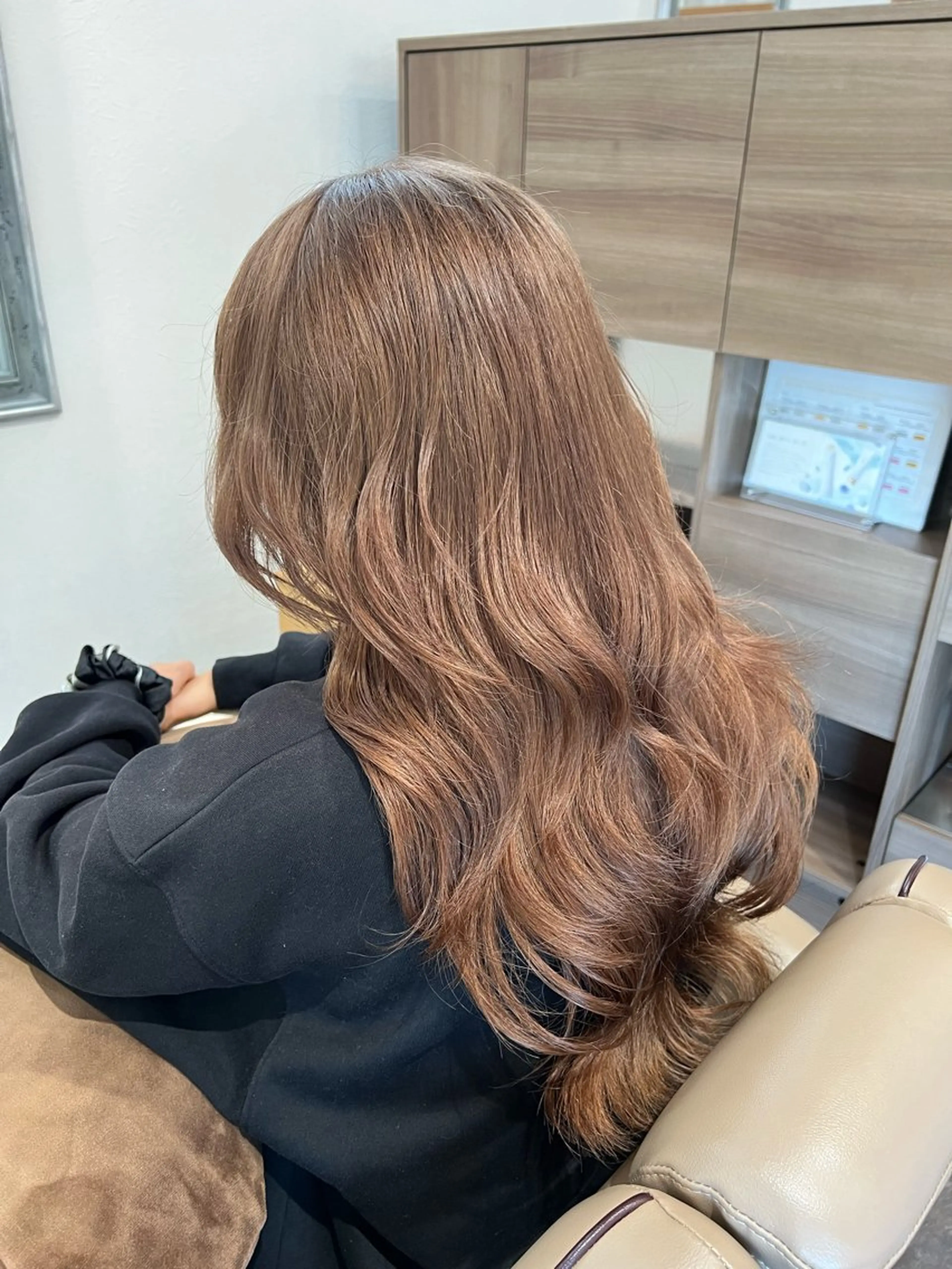 ロング カラー Salon de Qualia(サロンドクオリア)所属・ハイトーン/外国人風 カラー/メンズパーマのヘアスタイル