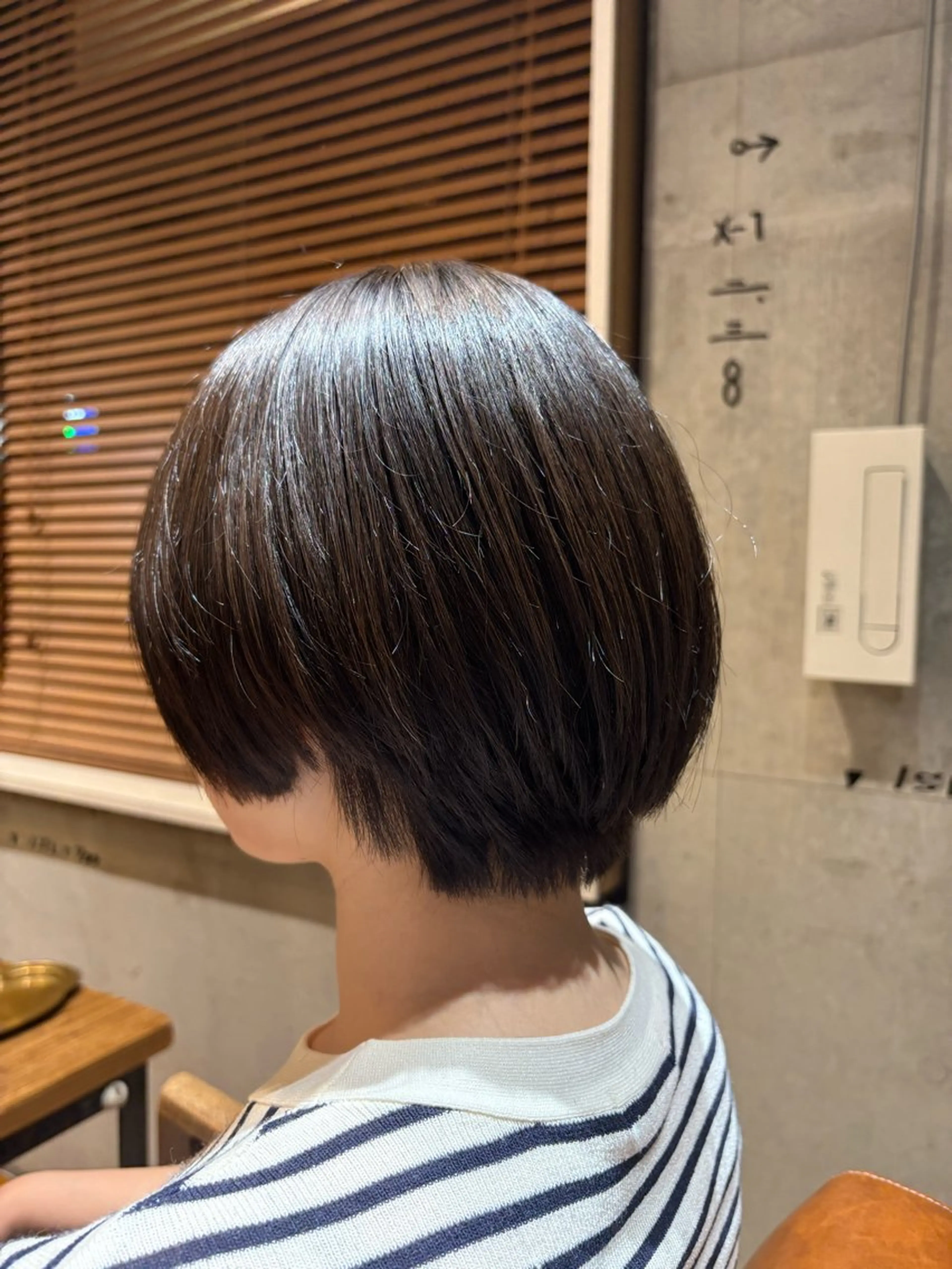 ショート ショートヘア インナーカラー 🌍櫻井海星のヘアスタイル