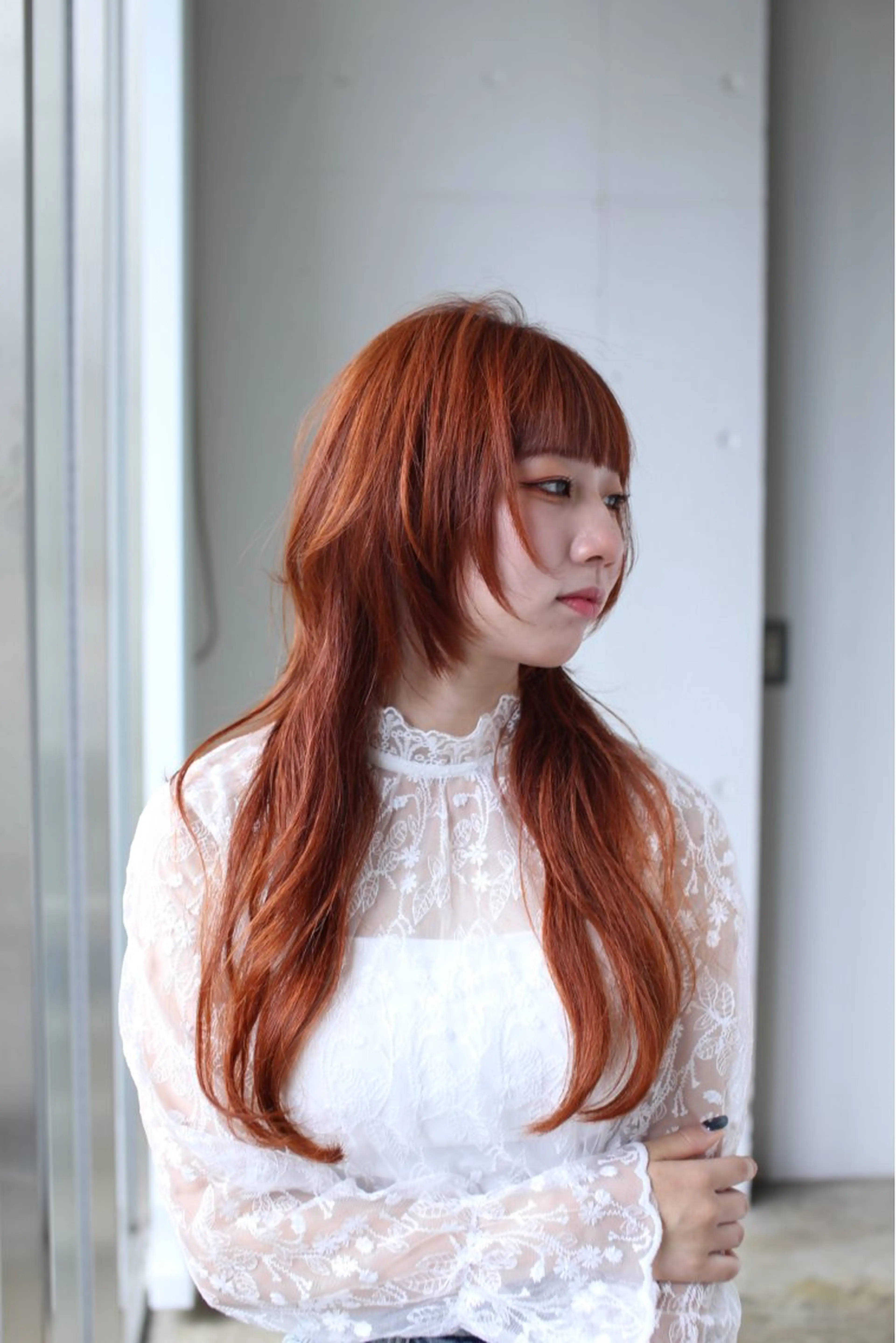 カラー 山崎 彩音のヘアスタイル