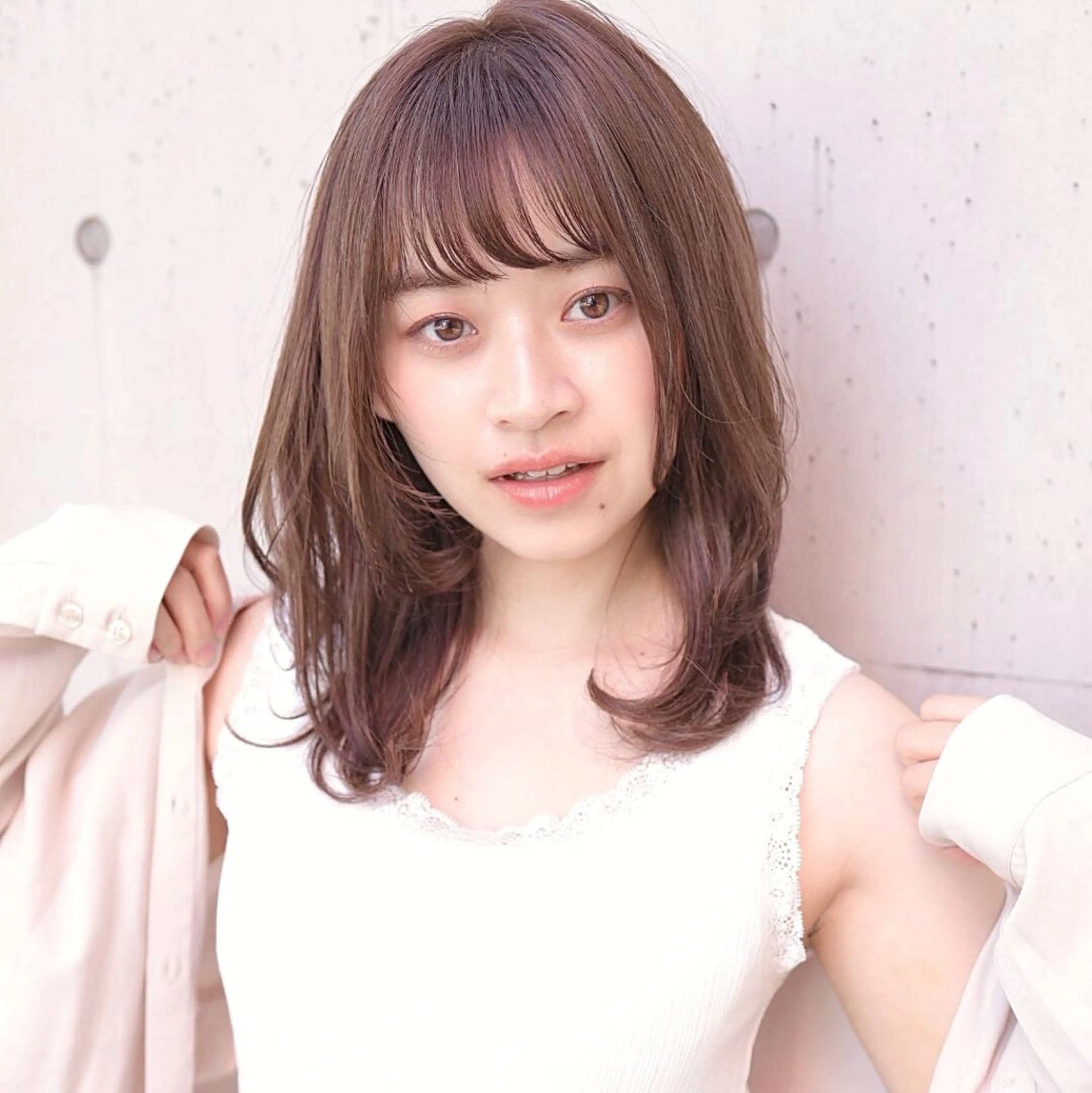 ミディアム カラー パーマ ヘアアレンジ ⭐️𝑭𝑰𝑳𝑴𝑶𝑹𝑴𝑨𝑳𝑬⭐️【フィルモルメール】所属・トレンドヘア🩶 艶髪🩶yoshiのヘアスタイル