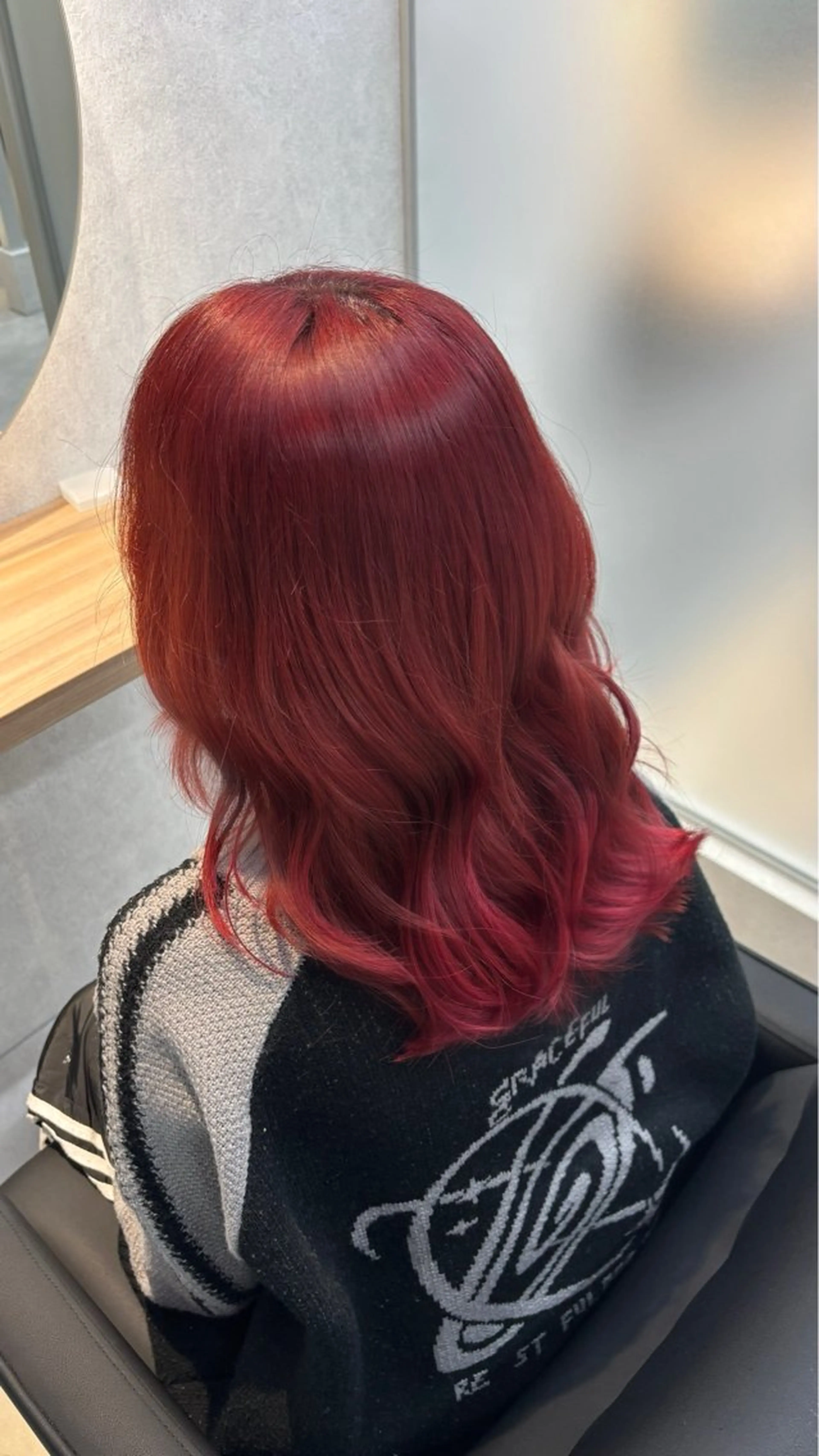 カラー 米倉 陽菜のヘアスタイル