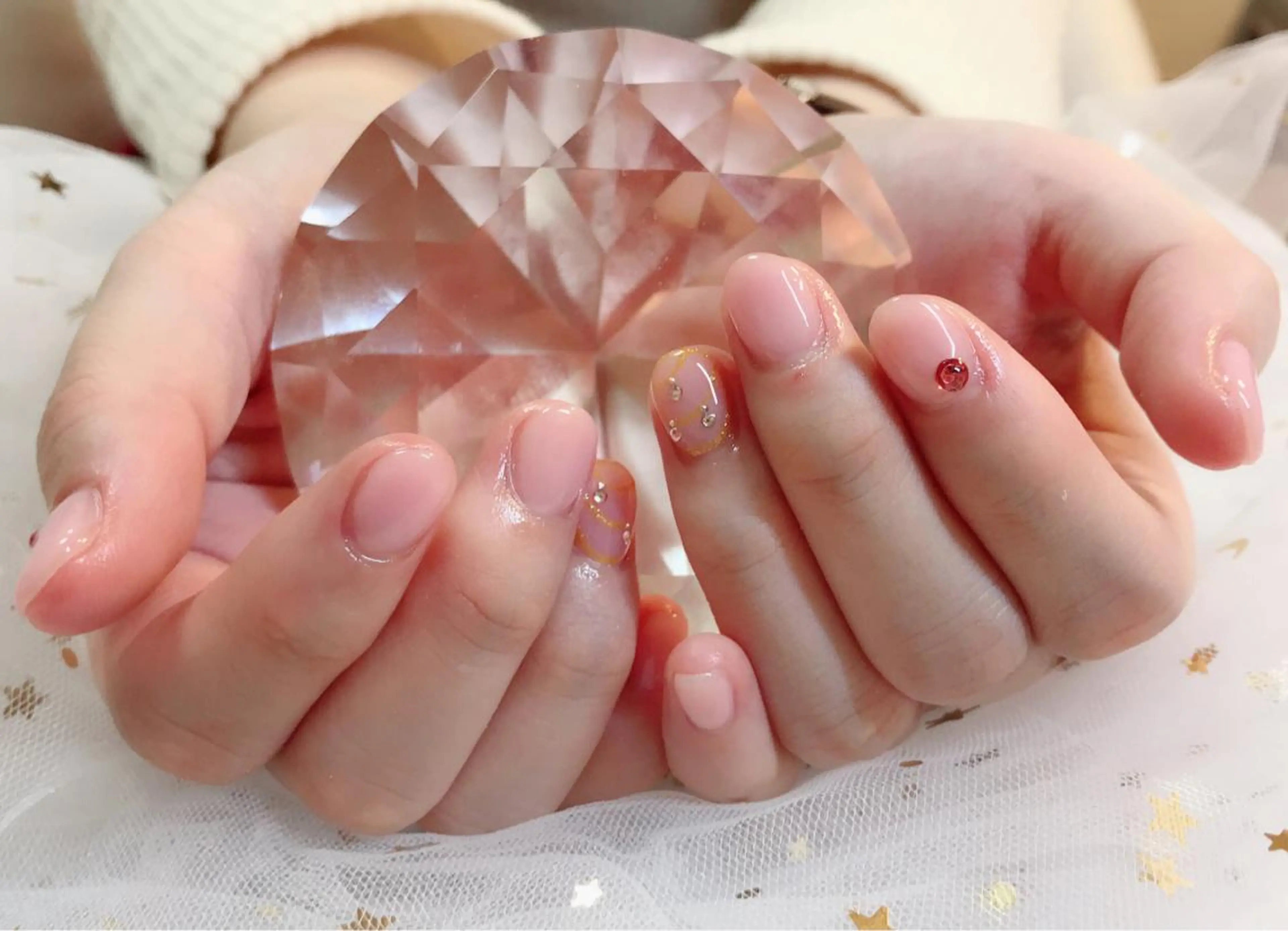 カラー ネイル Q Free nailsのネイルデザイン