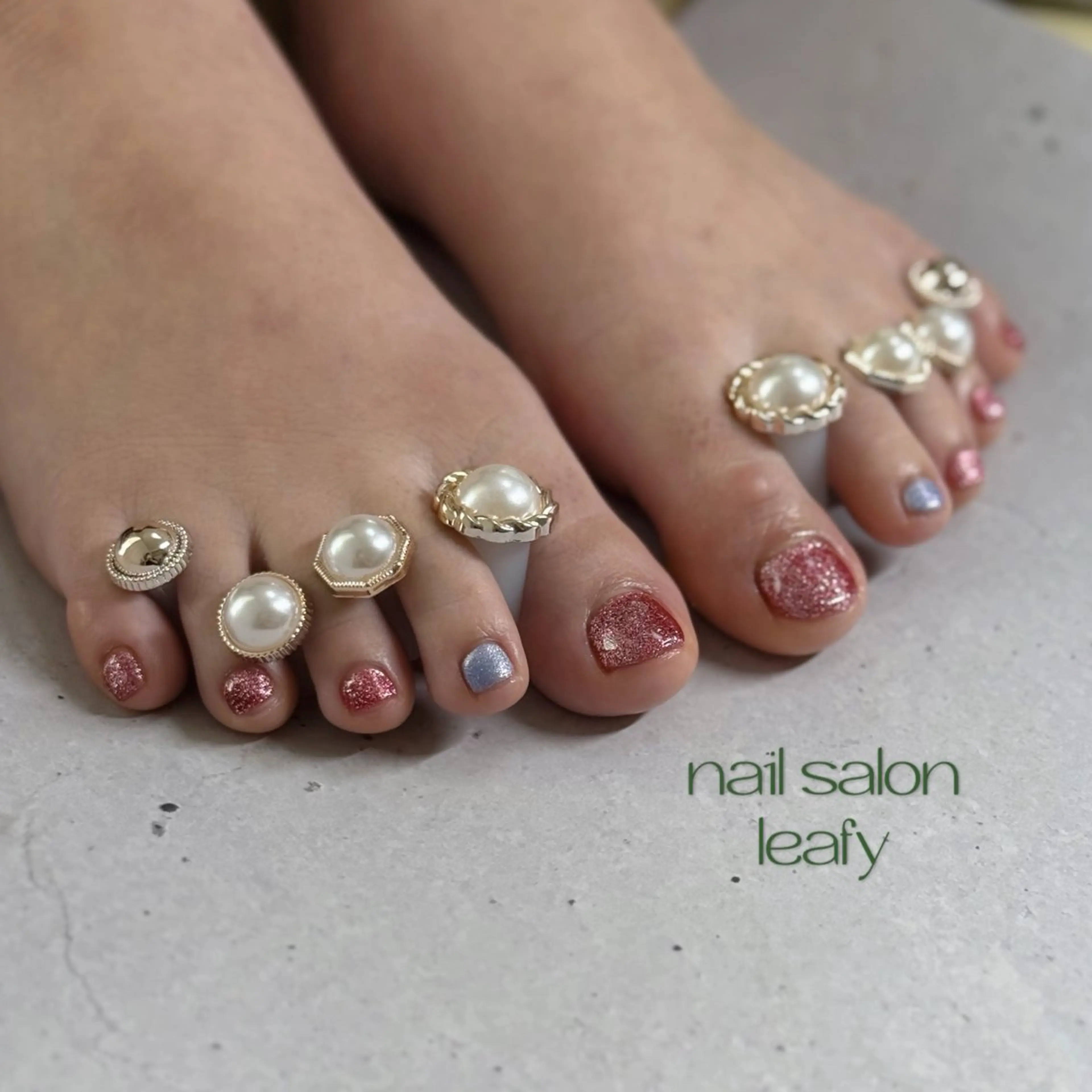 ネイル フットネイル マグネットネイル ネイルサロン leafyのネイルデザイン