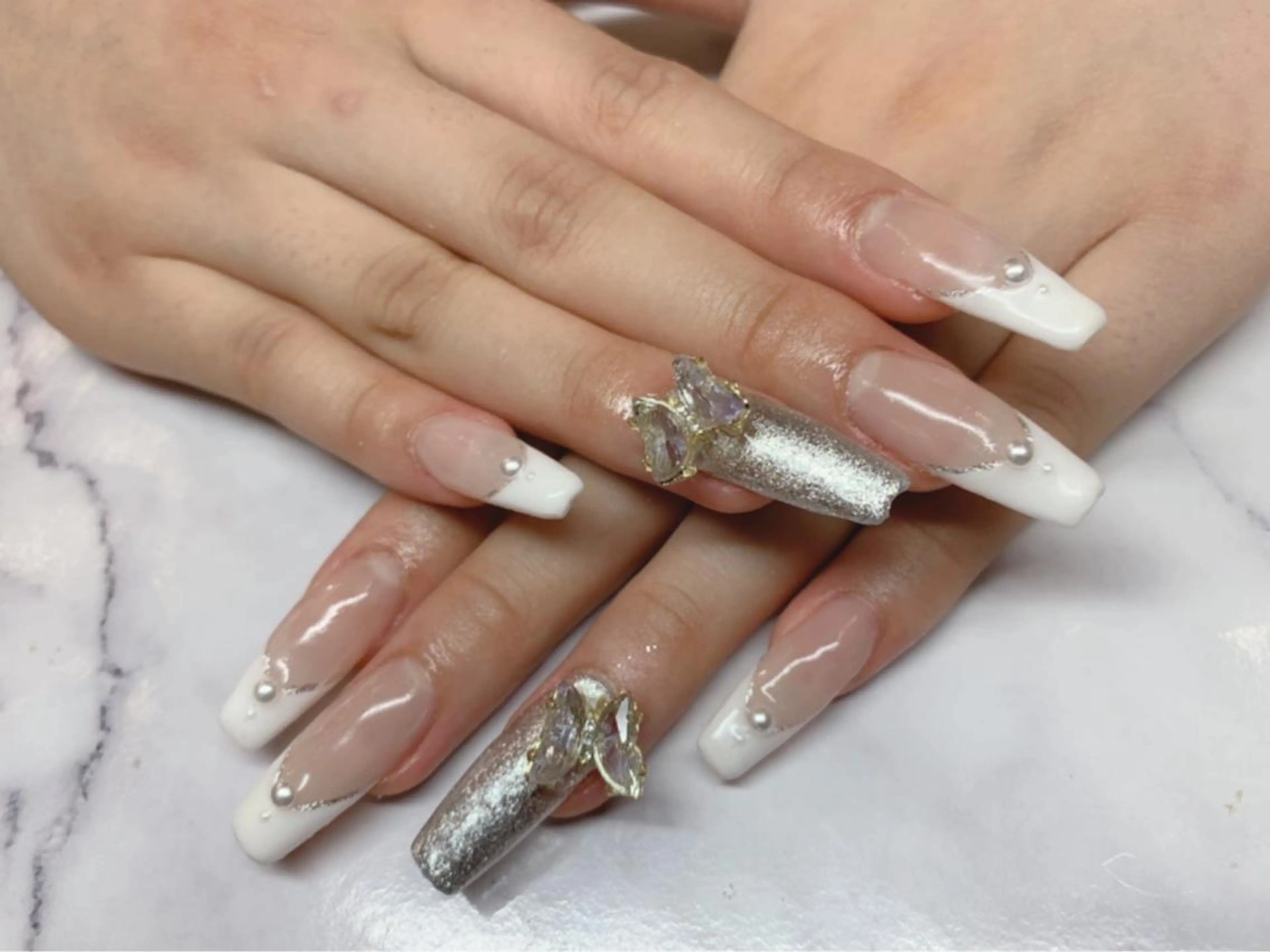 ネイル フレンチネイル ロングネイル スカルプネイル シンプルネイル ハンドネイル T. kayoのネイルデザイン