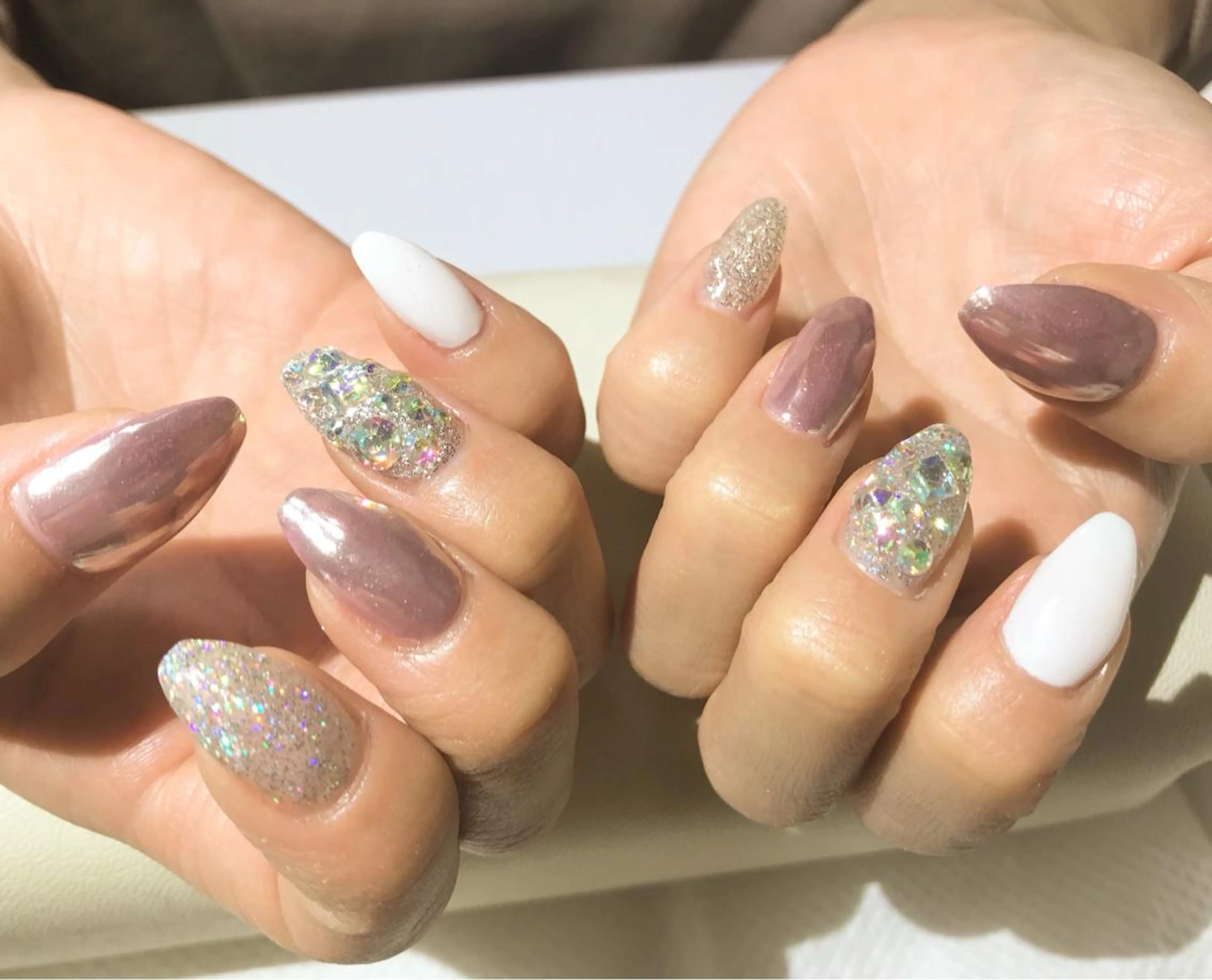 ネイル フットネイル キラキラネイル ミラーネイル ピンク シンプルネイル ハンドネイル ネイル フフラ所属・nail fufla ♡yamane♡のネイルデザイン