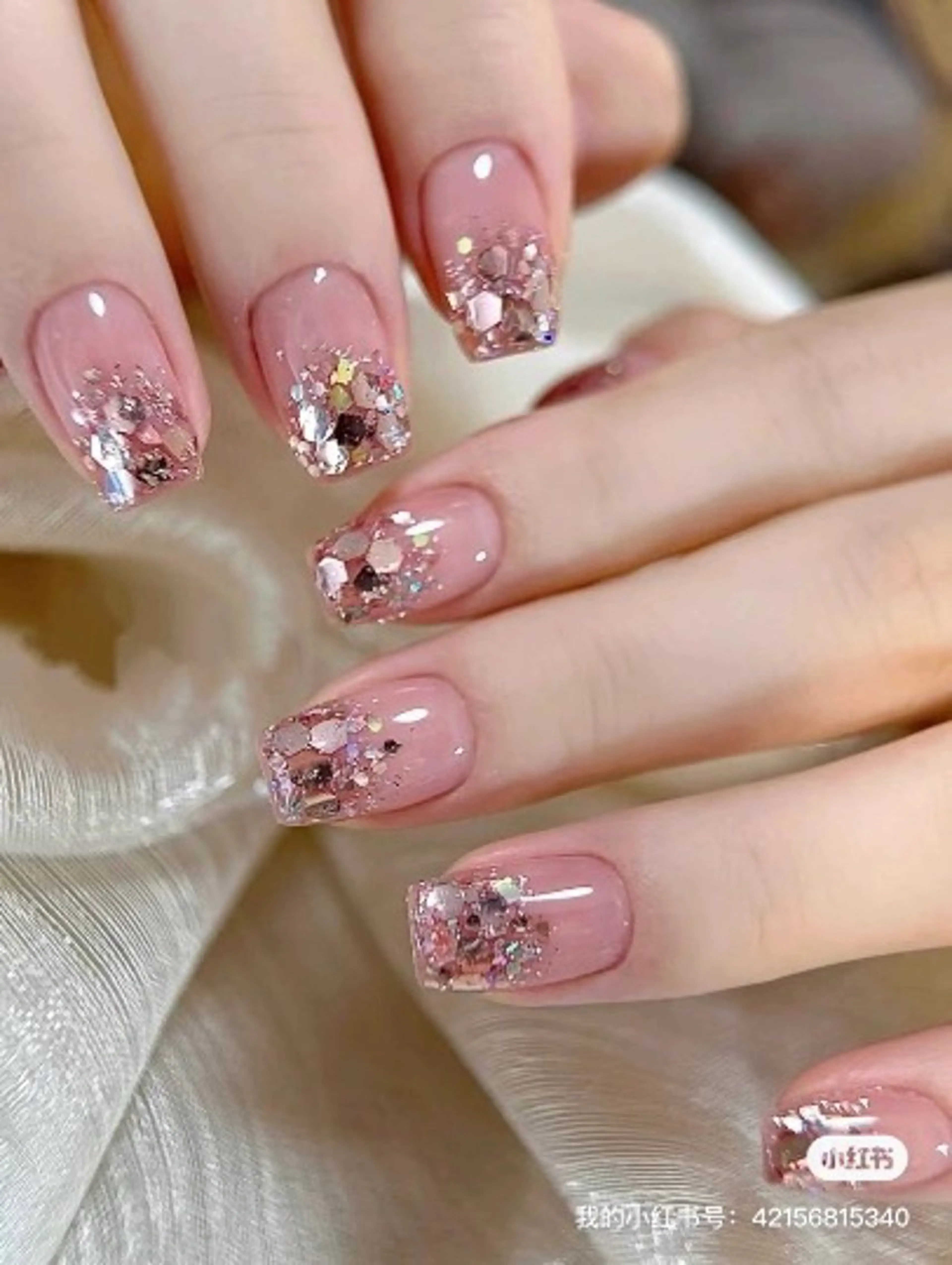 ネイル オーロラネイル 長さ出し フレンチネイル グリーン キラキラネイル ハンドネイル Mi Naのネイルデザイン