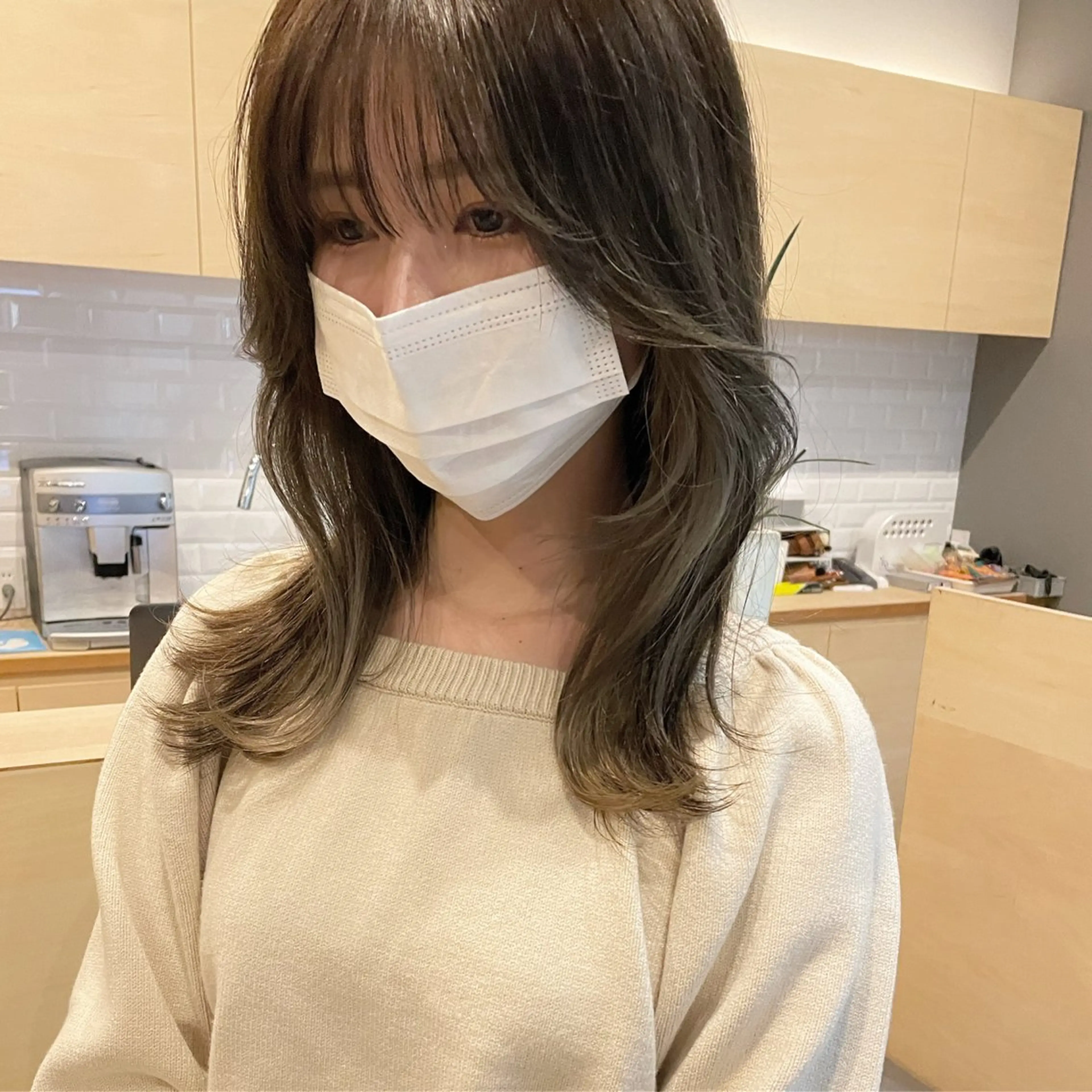 セミロング LORO.hairmake&spa所属・山﨑 ひよりのヘアスタイル