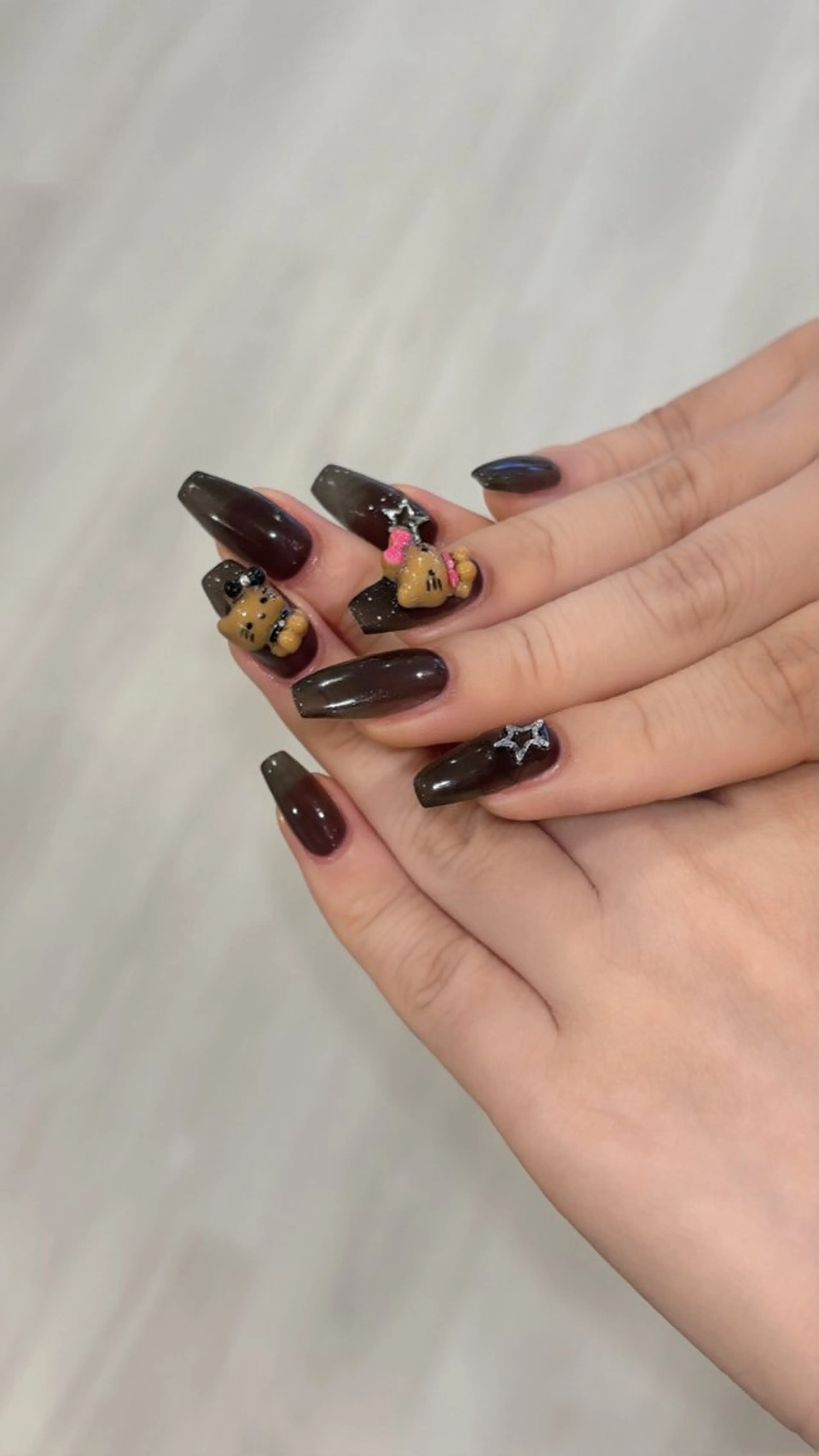 ネイル 名古屋ワンホンネイル 沙理亜のネイルデザイン