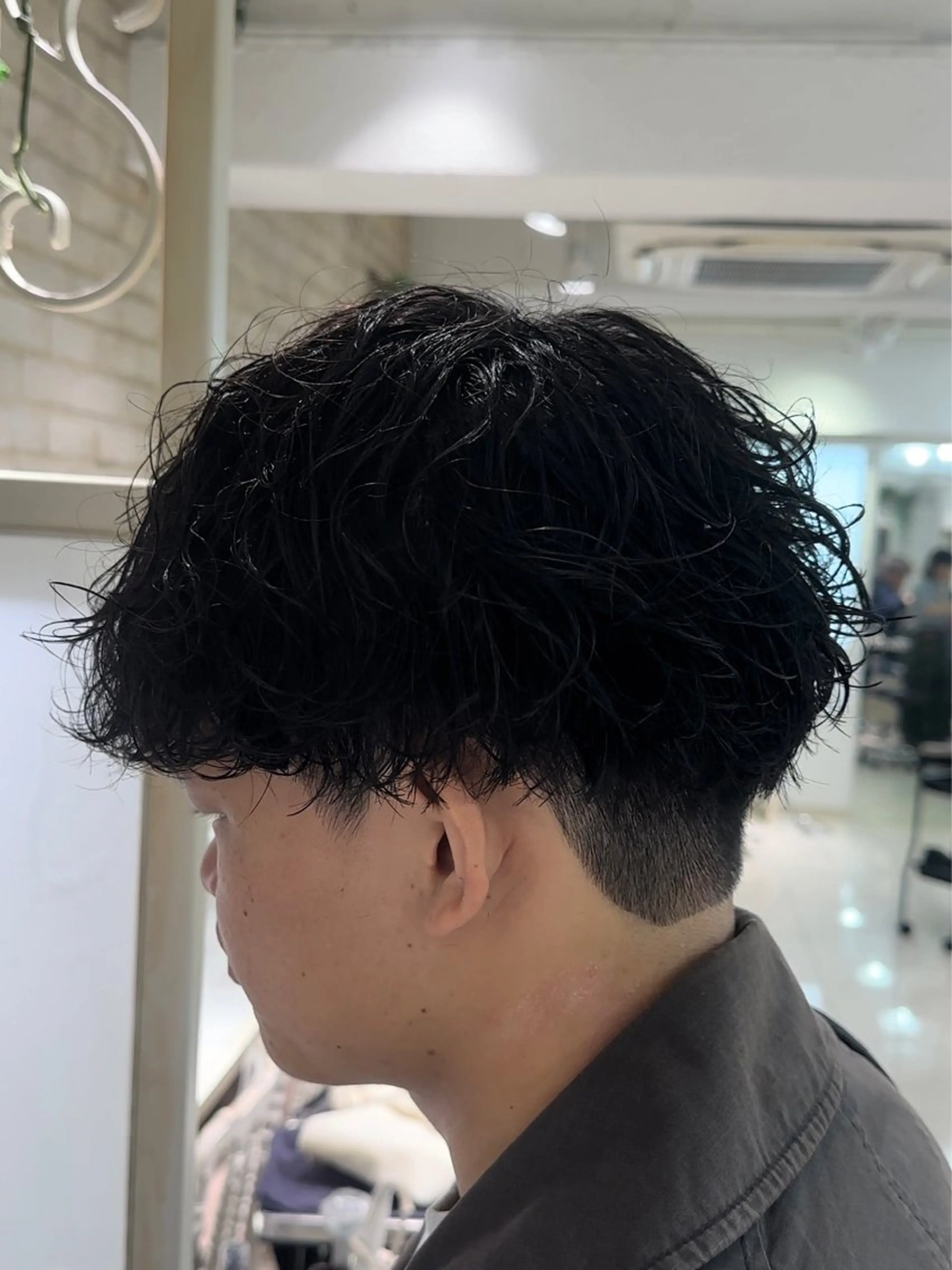 メンズ SALOWIN渋谷caldo店B1所属・岐津公太 メンズ縮毛矯正のプロのヘアスタイル
