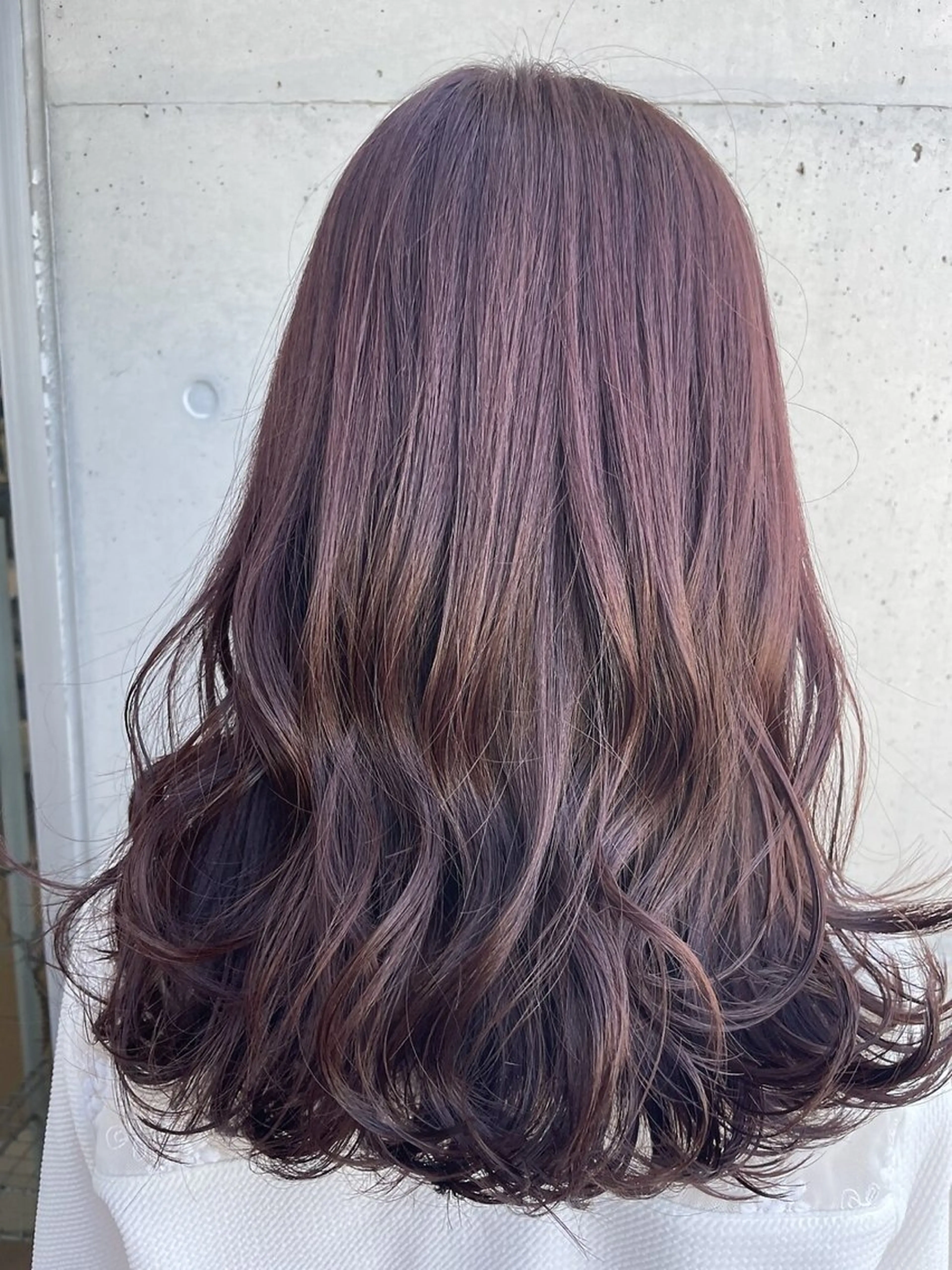 カラー 加藤 小春のヘアスタイル