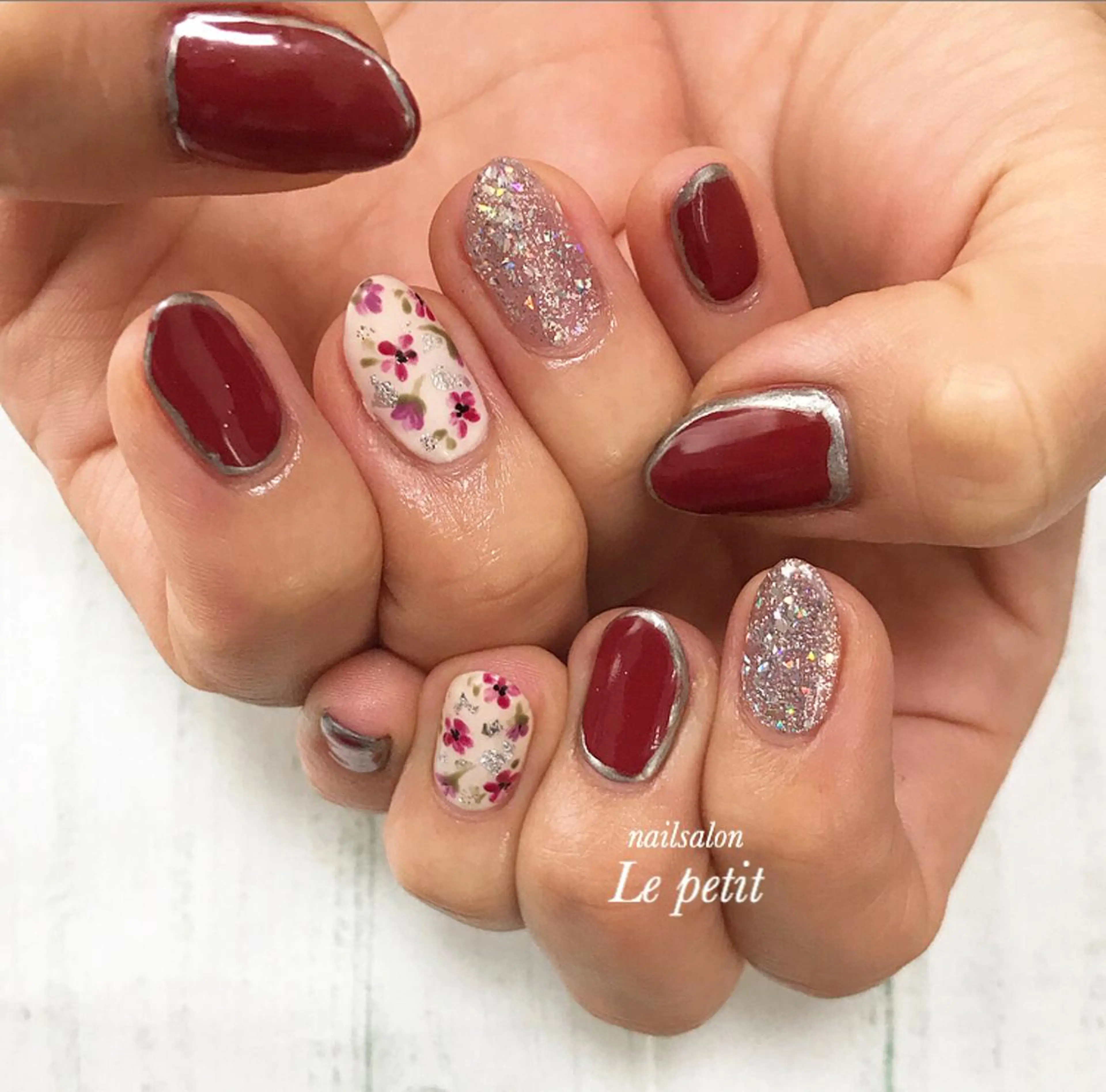 ネイル 石野 広佳のネイルデザイン