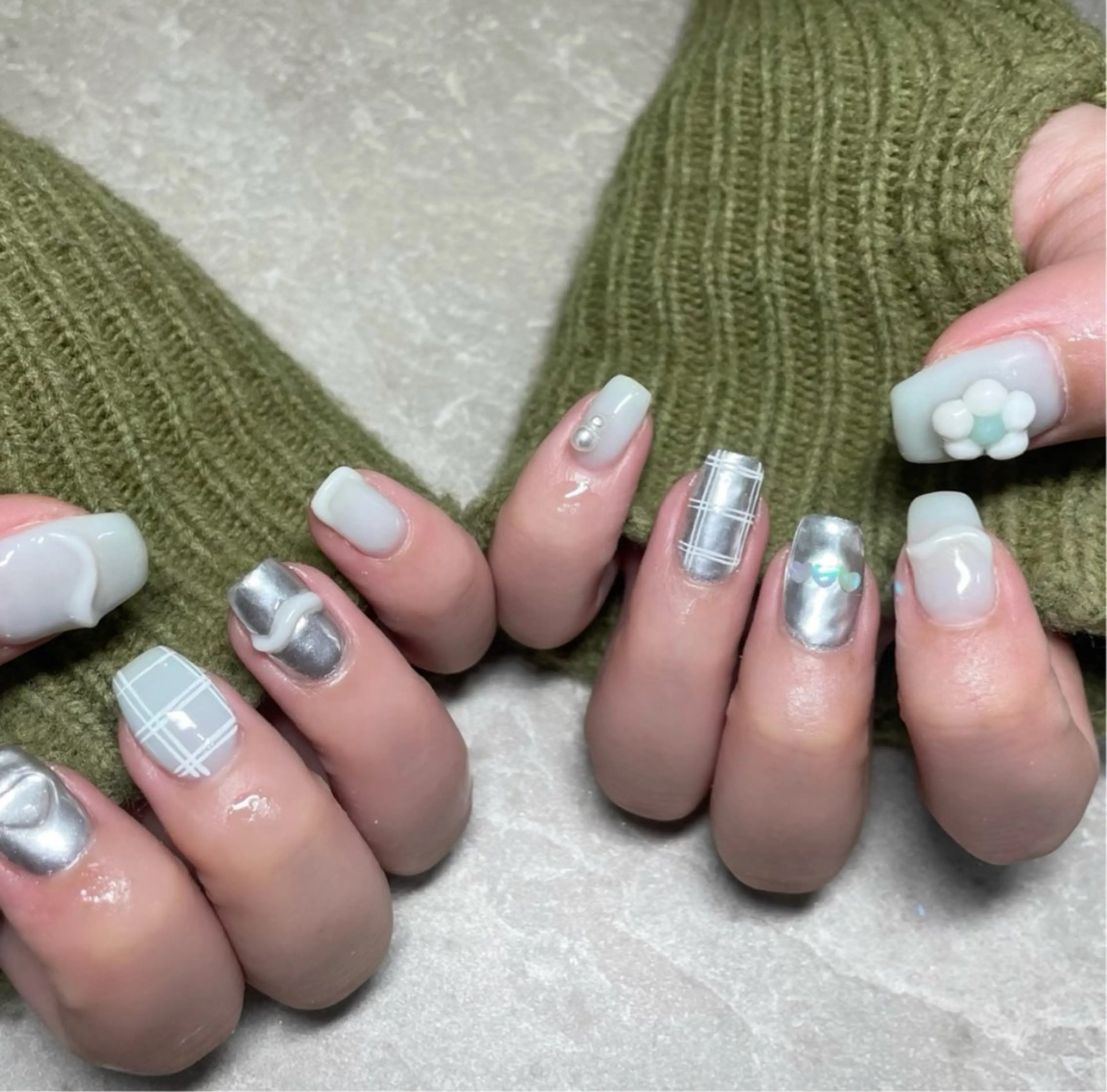 ネイル LAVISH nanamiのネイルデザイン