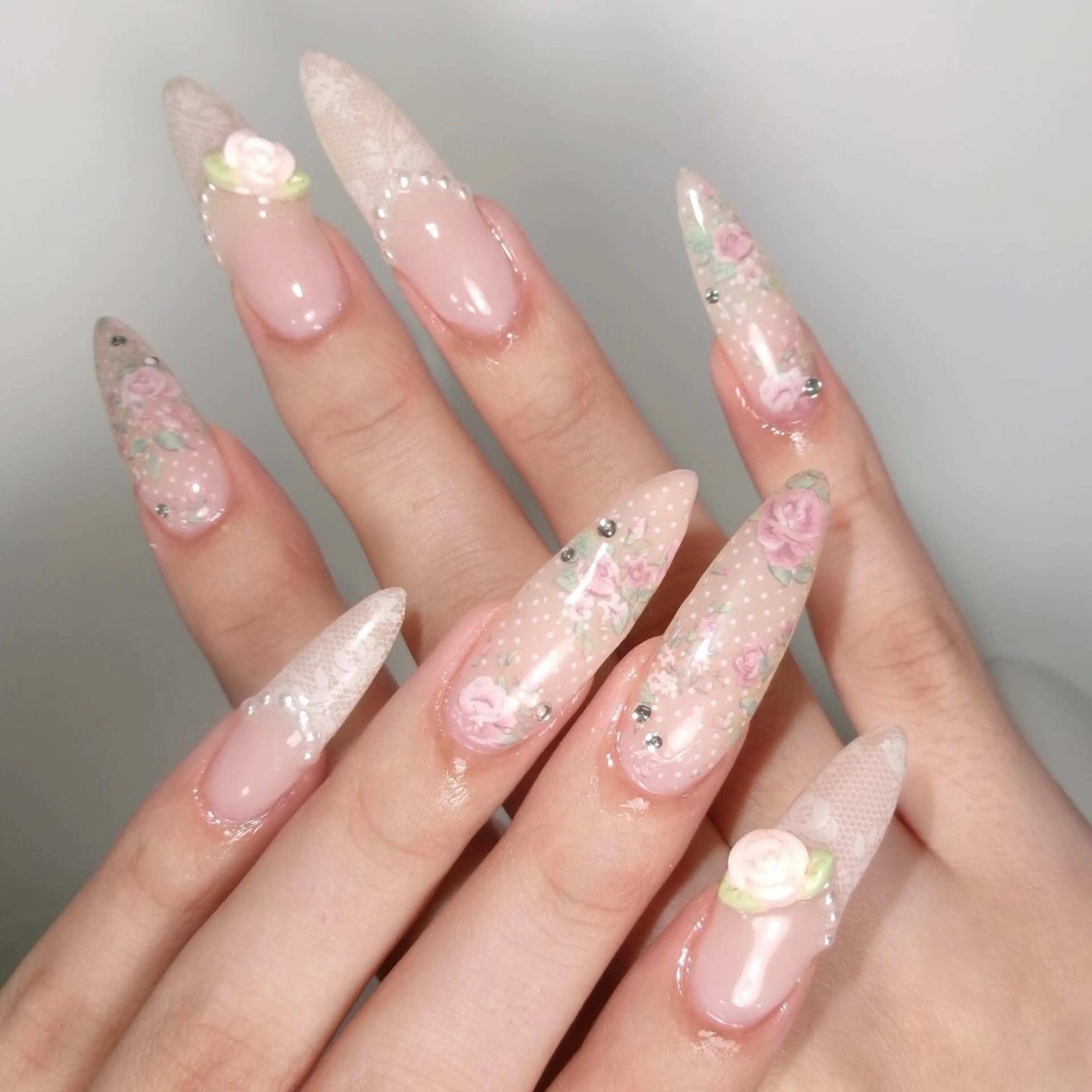 ネイル ハンドネイル nailsalon wingのネイルデザイン