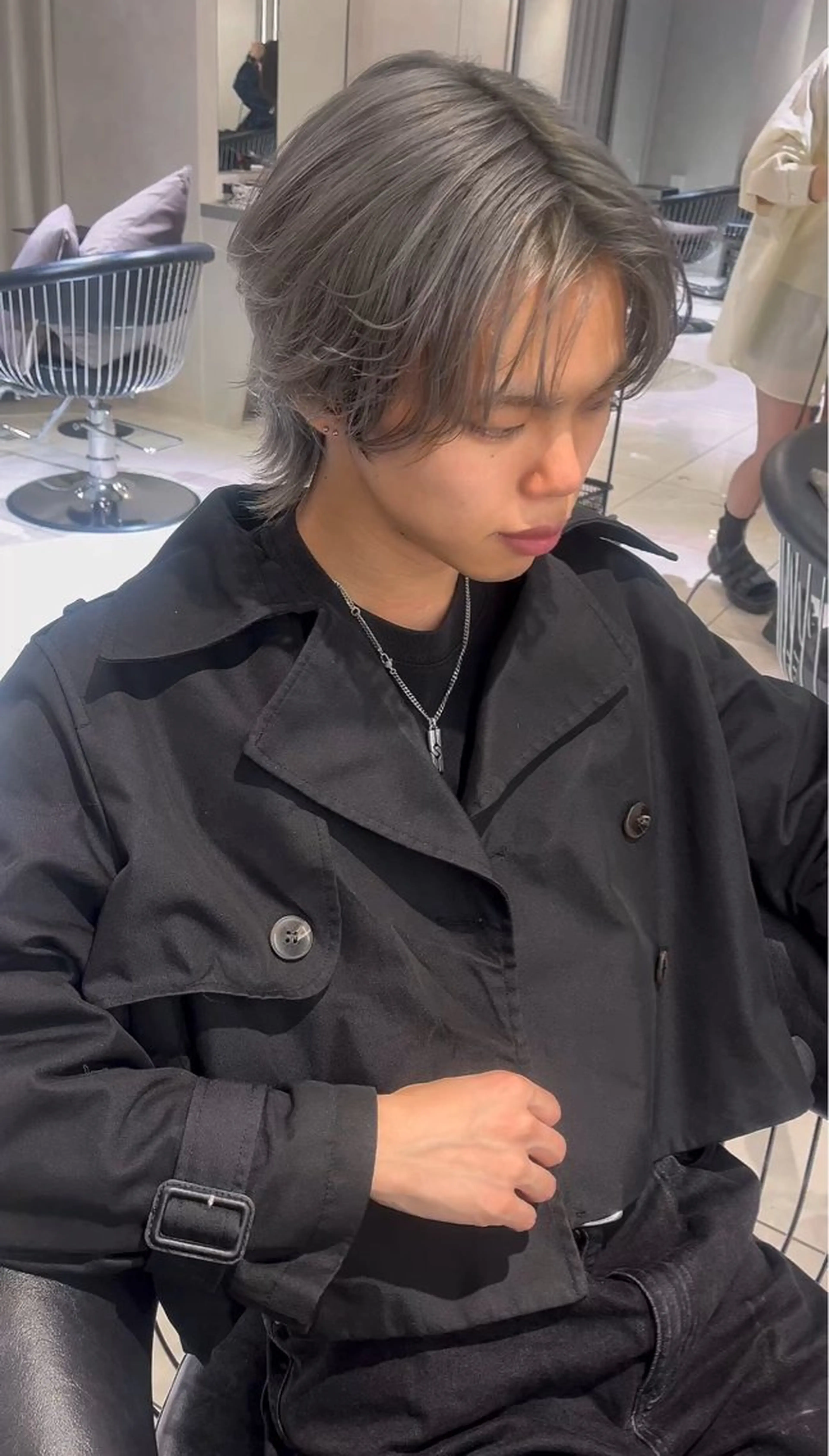 カラー メンズ カット ヘアカラー メンズセンターパート 🇰🇷wakanaのヘアスタイル