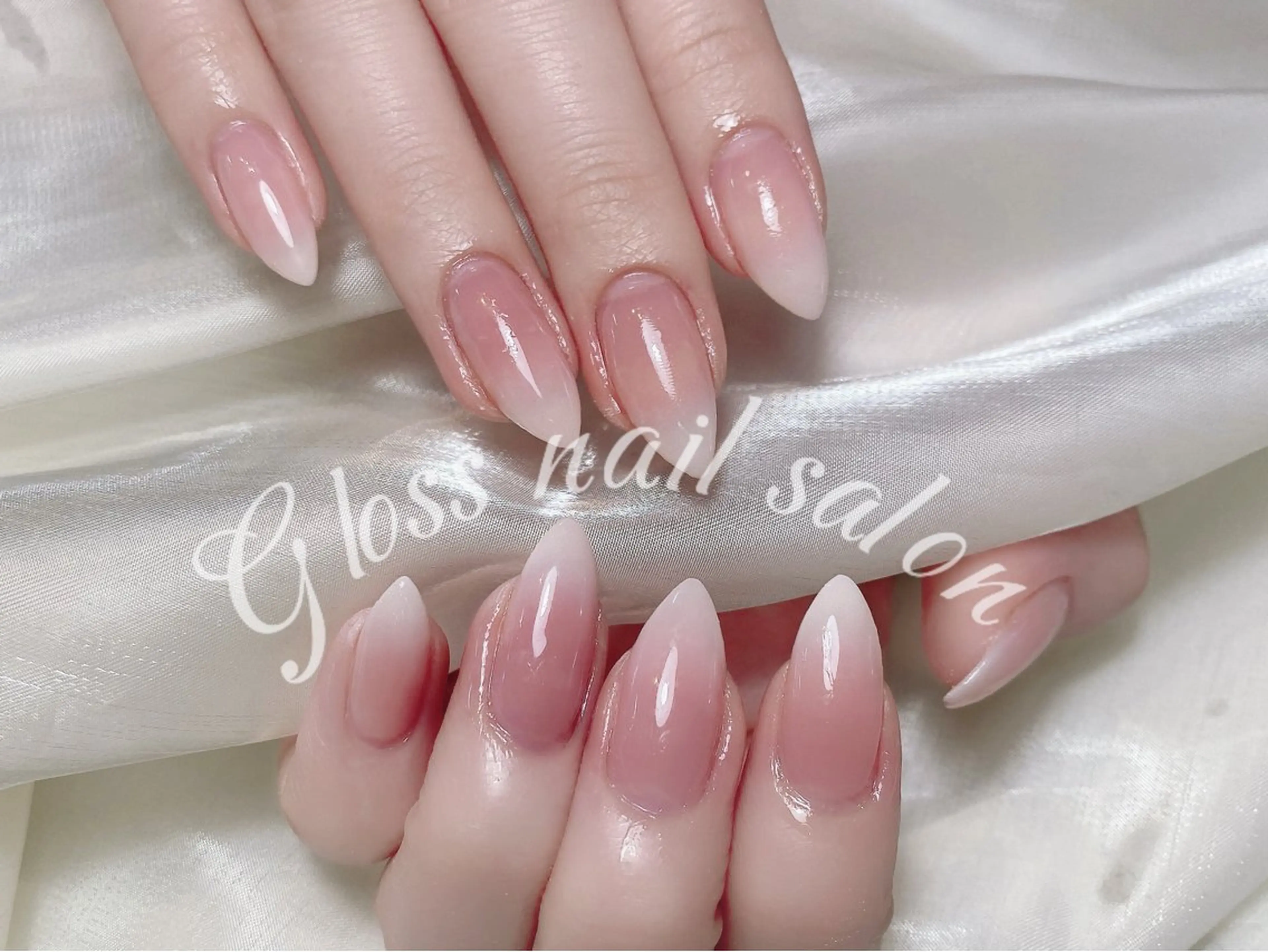 ネイル Gloss nail 💅yuna✨のネイルデザイン