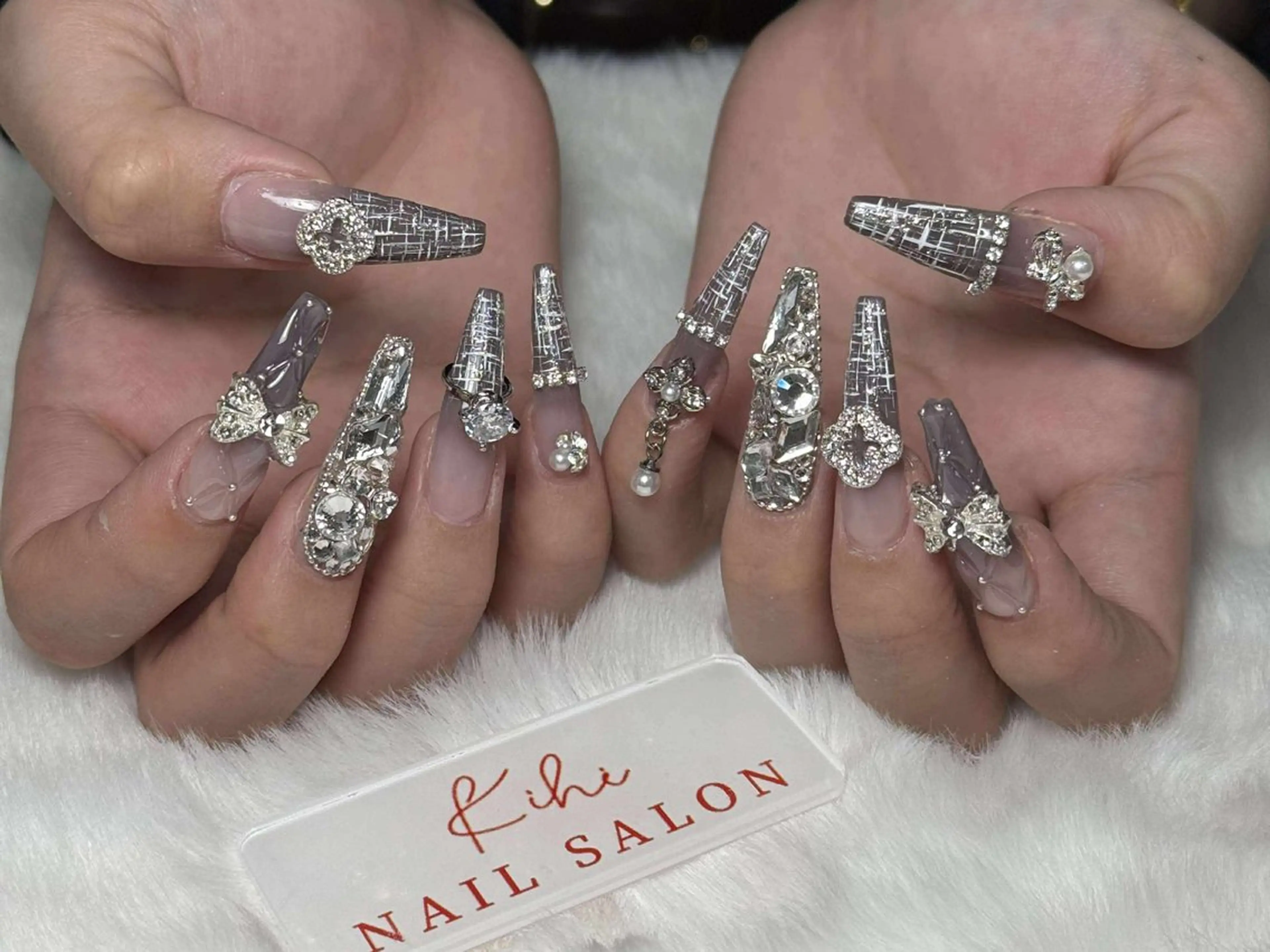 ネイル アートネイル フレンチネイル ジェルネイル グラデーション 韓国ネイル ハンドネイル ハンドケア さくら💮💮 【オフ無料】のネイルデザイン