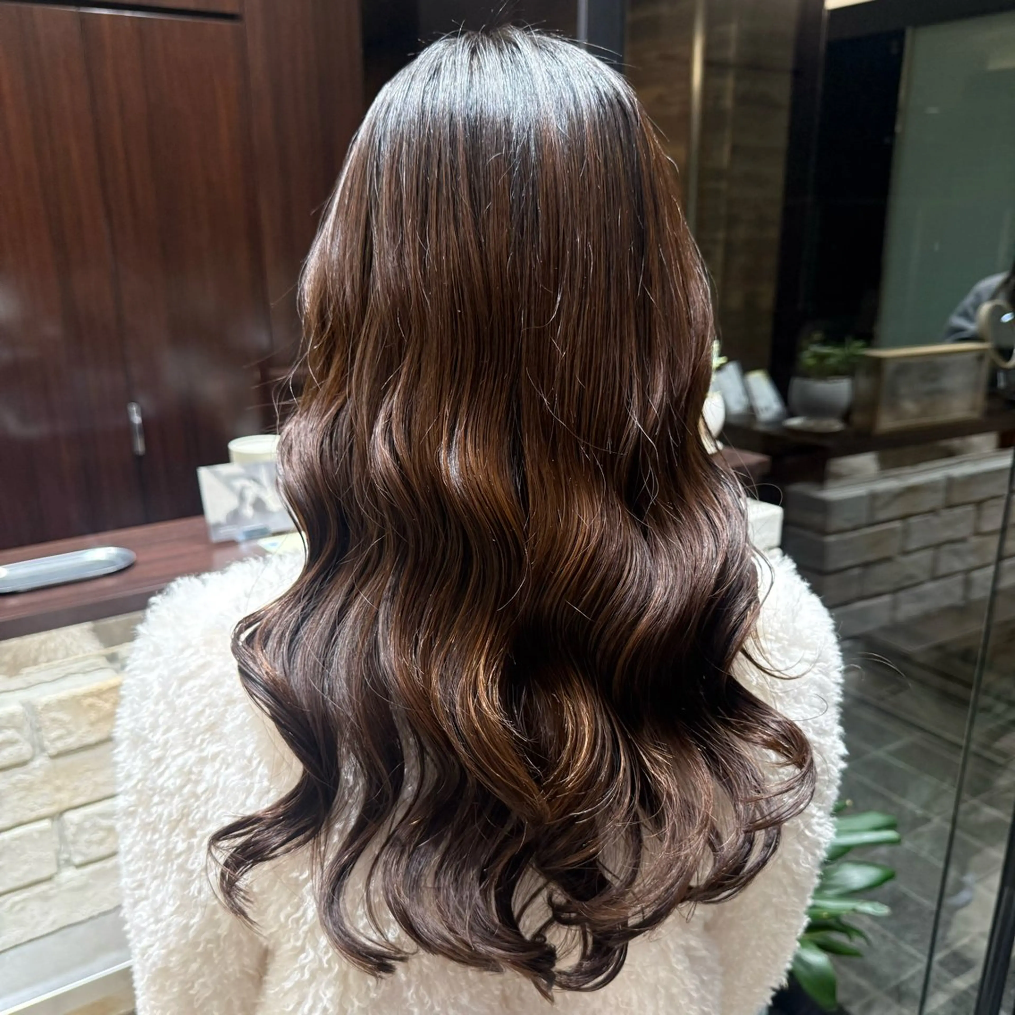 ロング パーマ くせ毛 韓国風ヘア レイヤーカット ロング デジタルパーマ パーマ 韓国風/コテ巻き風 パーマ/るい🌿のヘアスタイル