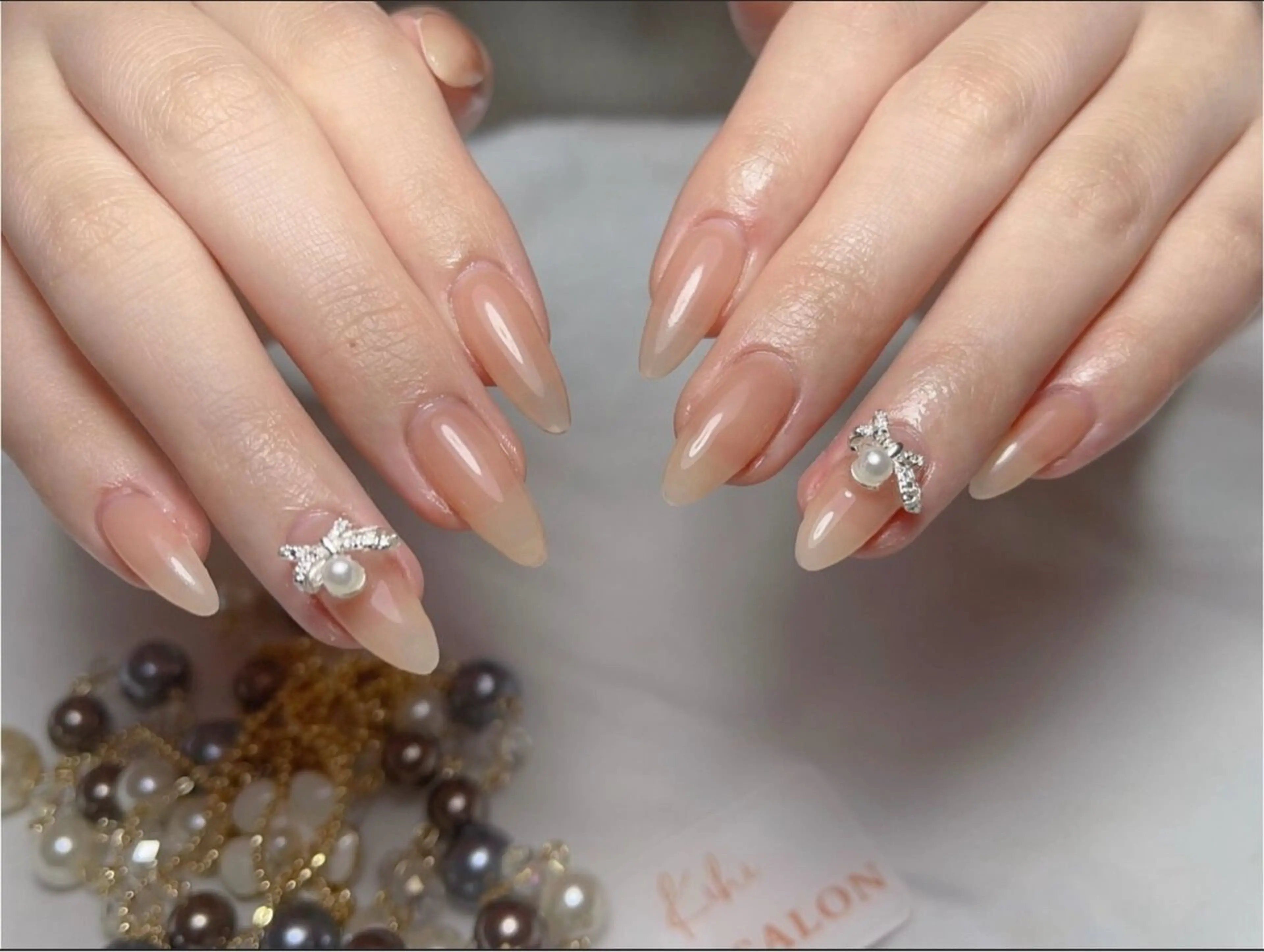 ネイル アートネイル フレンチネイル ジェルネイル グラデーション 韓国ネイル 村中 ハナのネイルデザイン