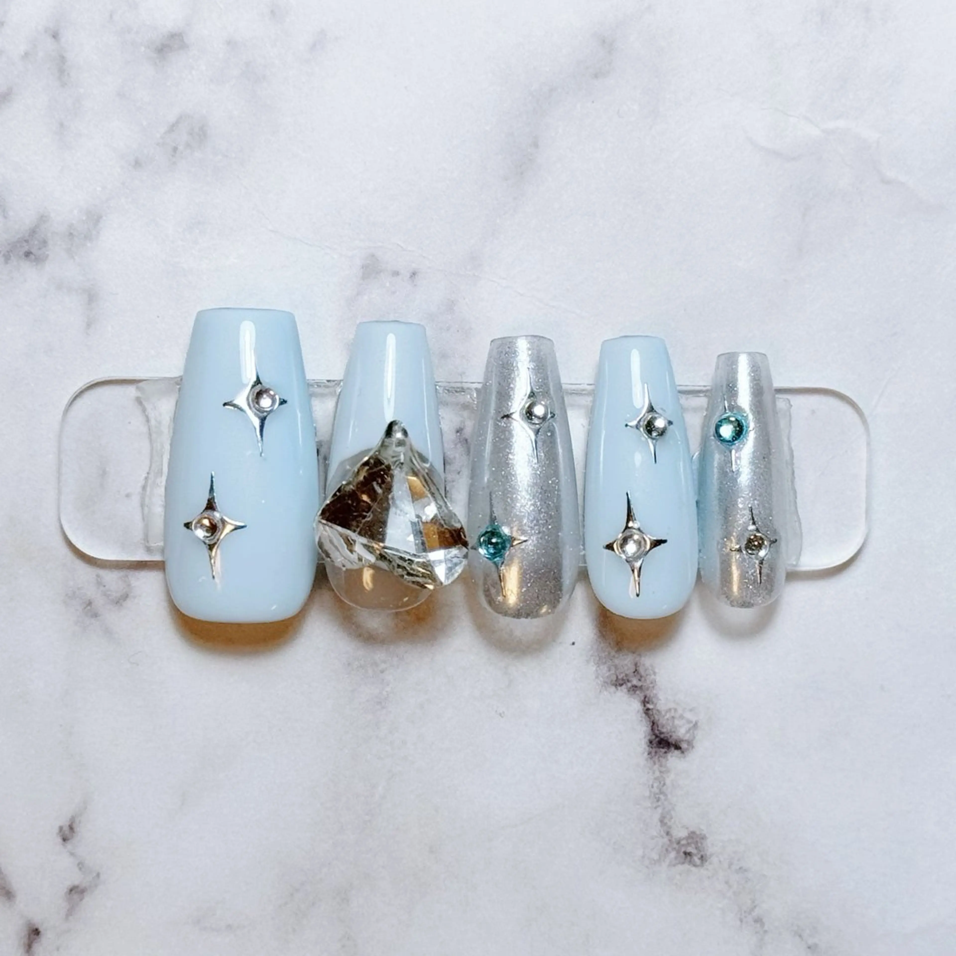 ネイル 🍑Yun nail 店長🍑のネイルデザイン