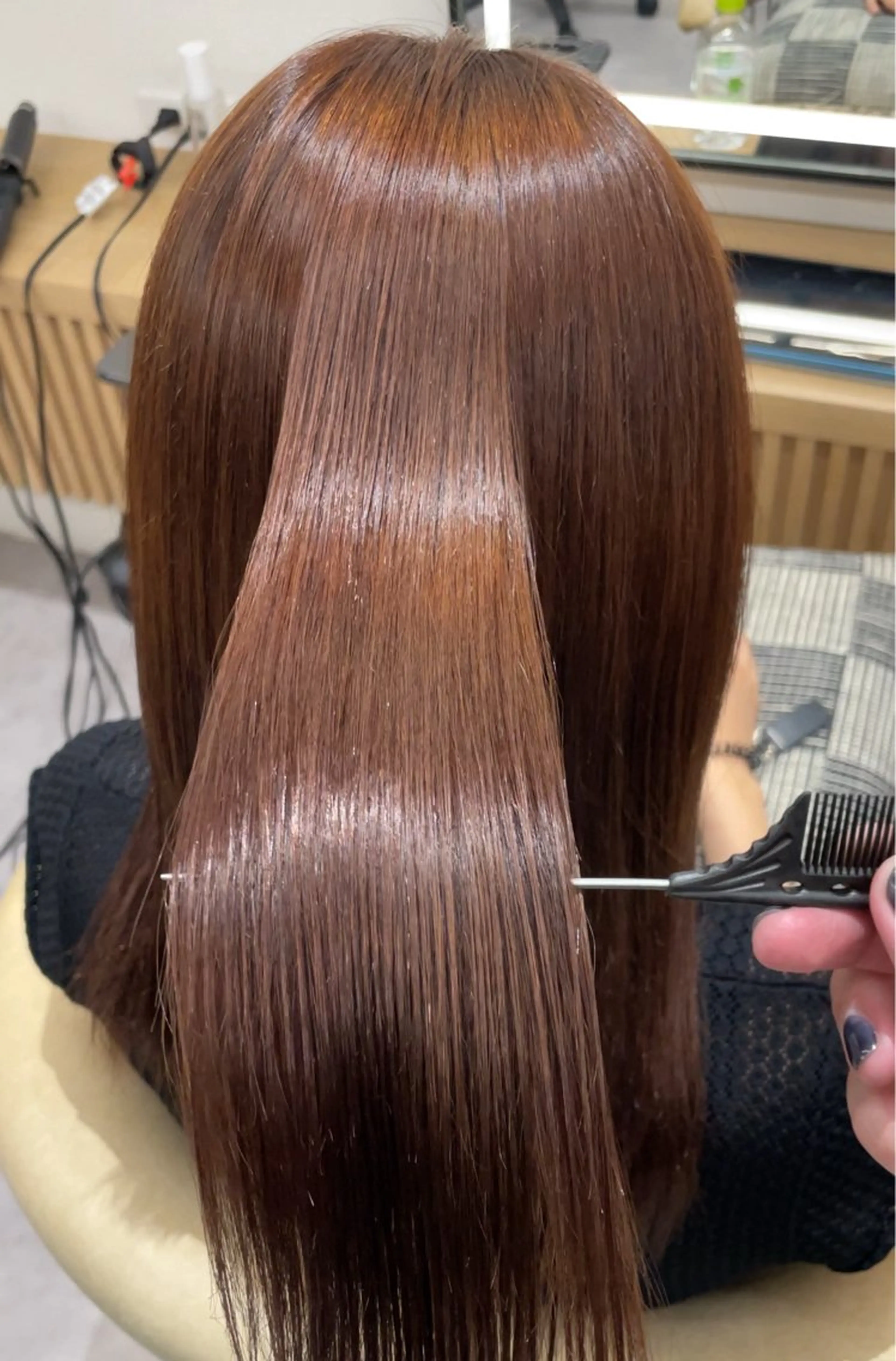 ロング カラー 切りっぱなしボブ ブリーチ ブリーチなしカラー ボブ 顔周りカット カット ヘアカラー 縮毛矯正 ボブ/縮毛矯正/美髪 髪質改善/大和田拓夢のヘアスタイル