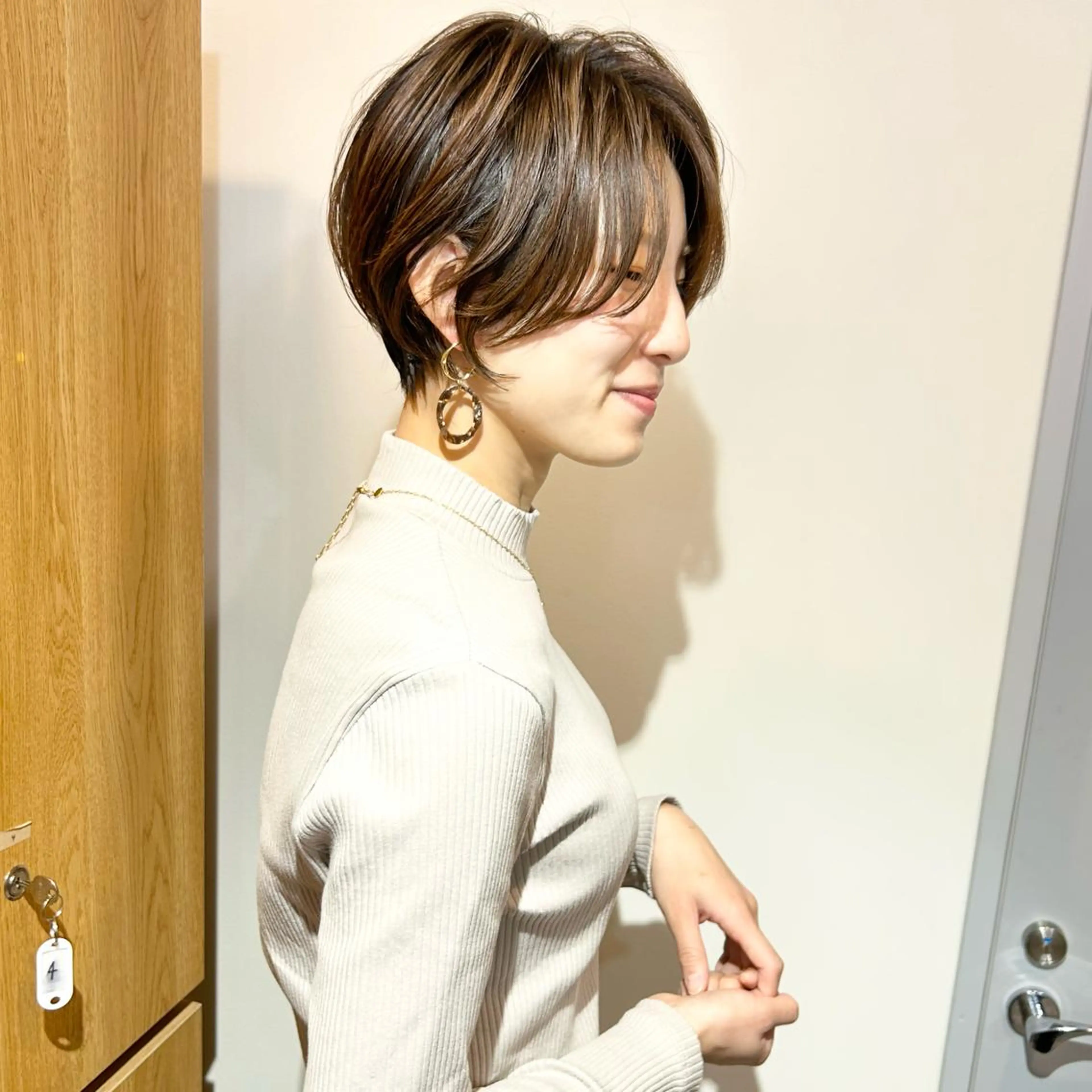 ショート カラー ブリーチ ケアブリーチ ダブルカラー ハイライトカラー イルミナカラー lab.by ioe中崎店所属・中北篤志 ショートボブのヘアスタイル