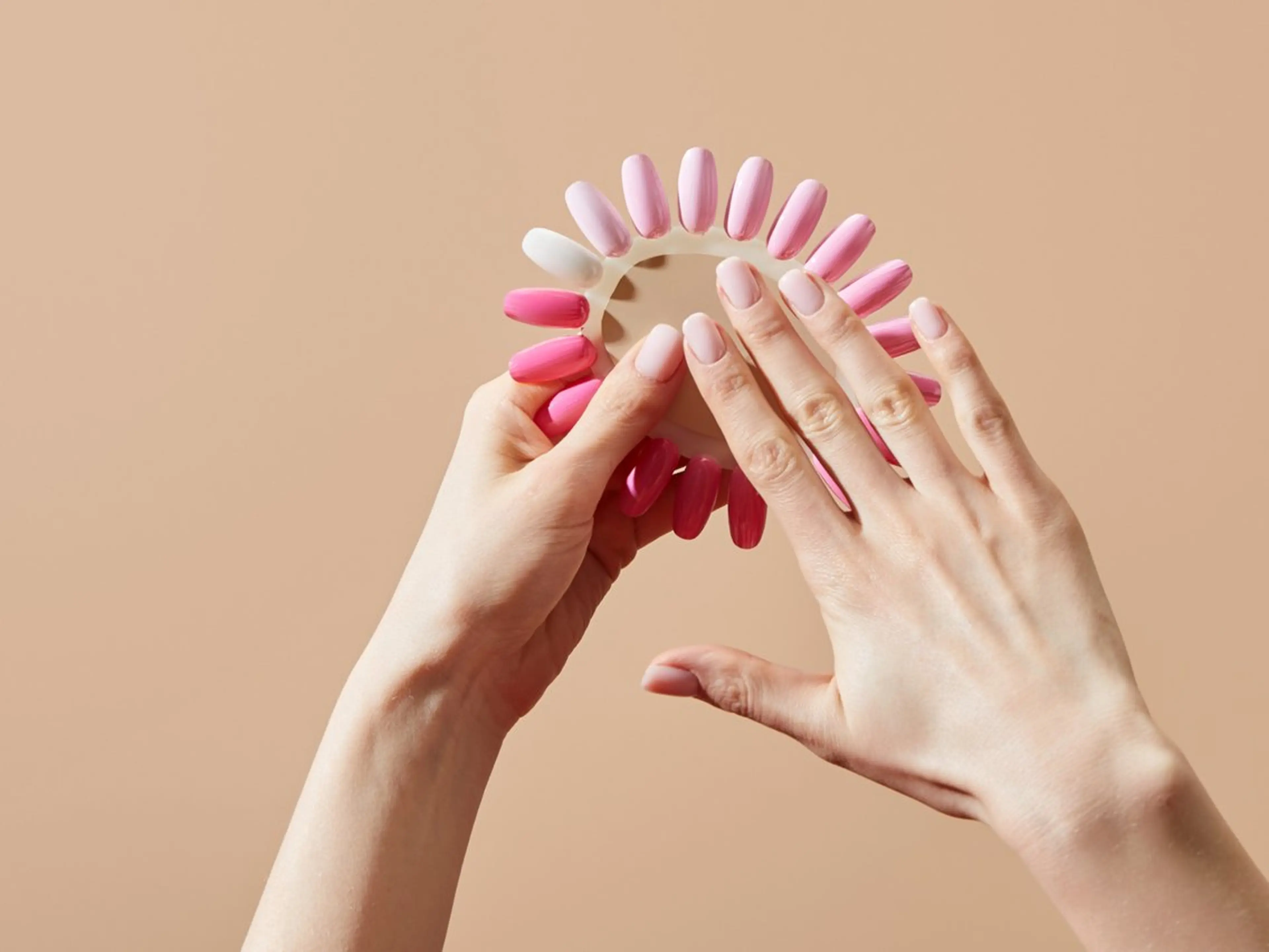 ネイル 長さ出し ジェルネイル ワンカラーネイル ソフトジェル Solmare 中目黒 mutoのネイルデザイン