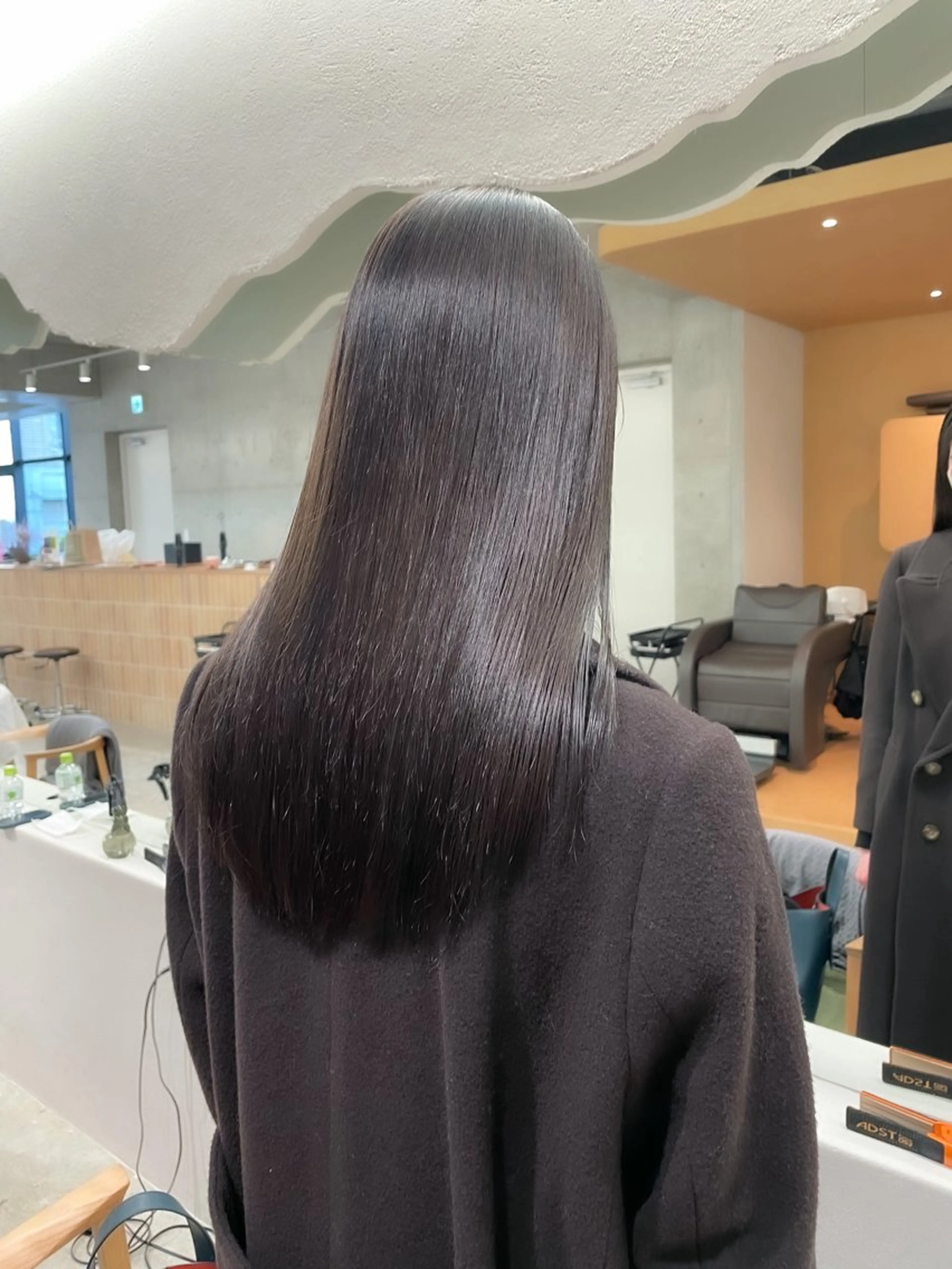 カット+【酸性ストレート】or【縮毛矯正】+カラー+3stepトリートメントの写真