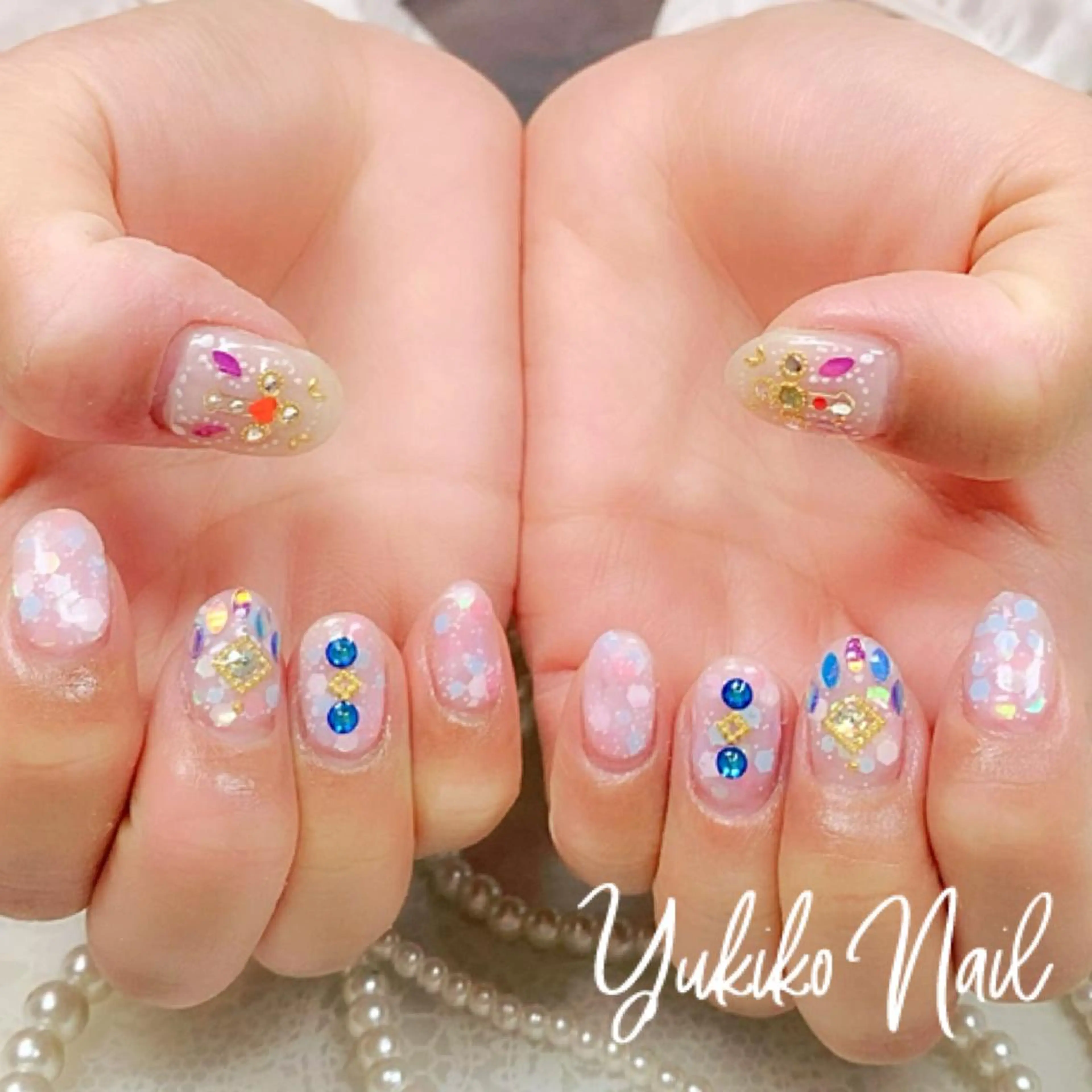ネイル キラキラネイル ハンドネイル ユキコ ネイルのネイルデザイン