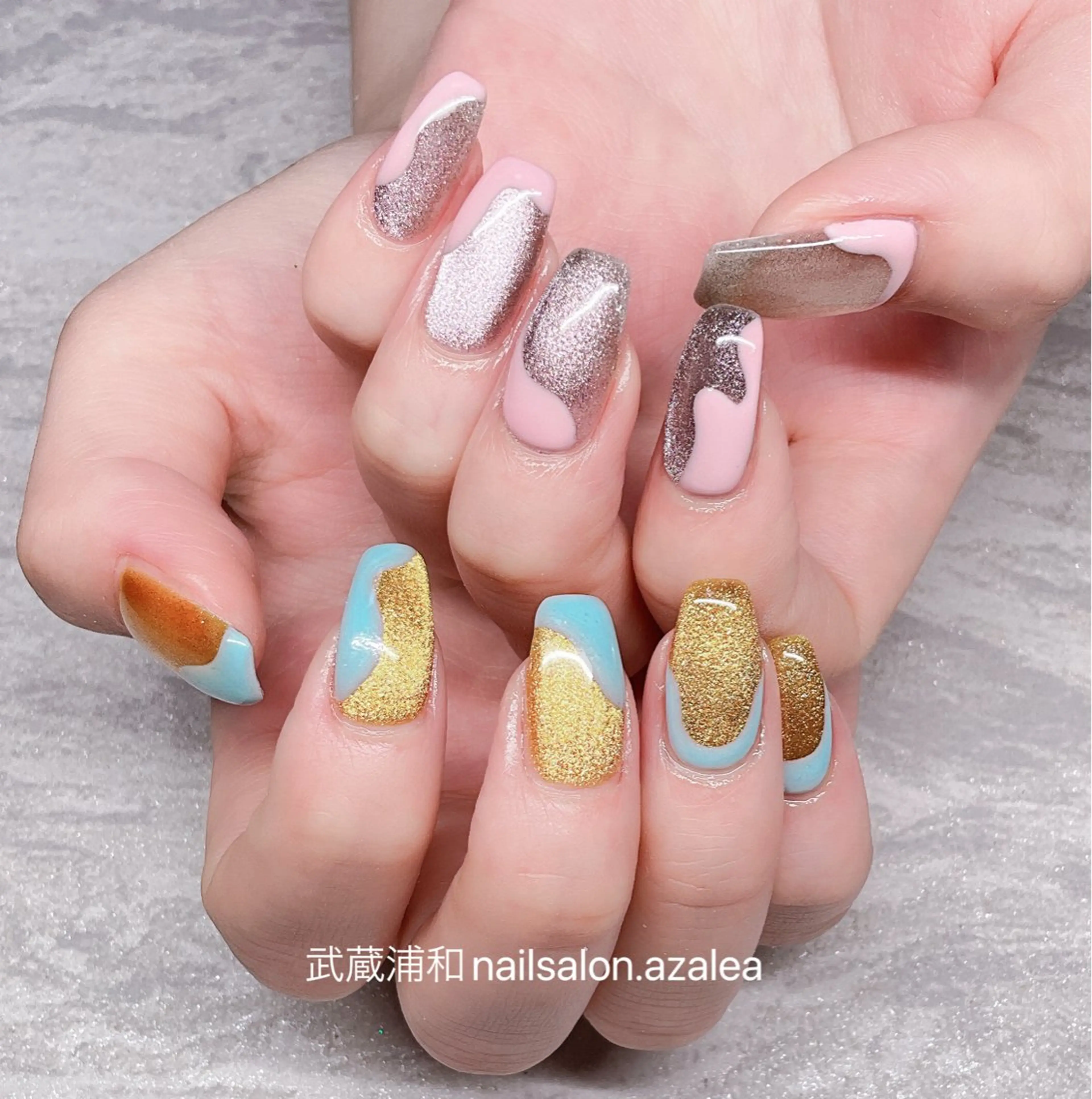 ネイル ハンドネイル R inのネイルデザイン