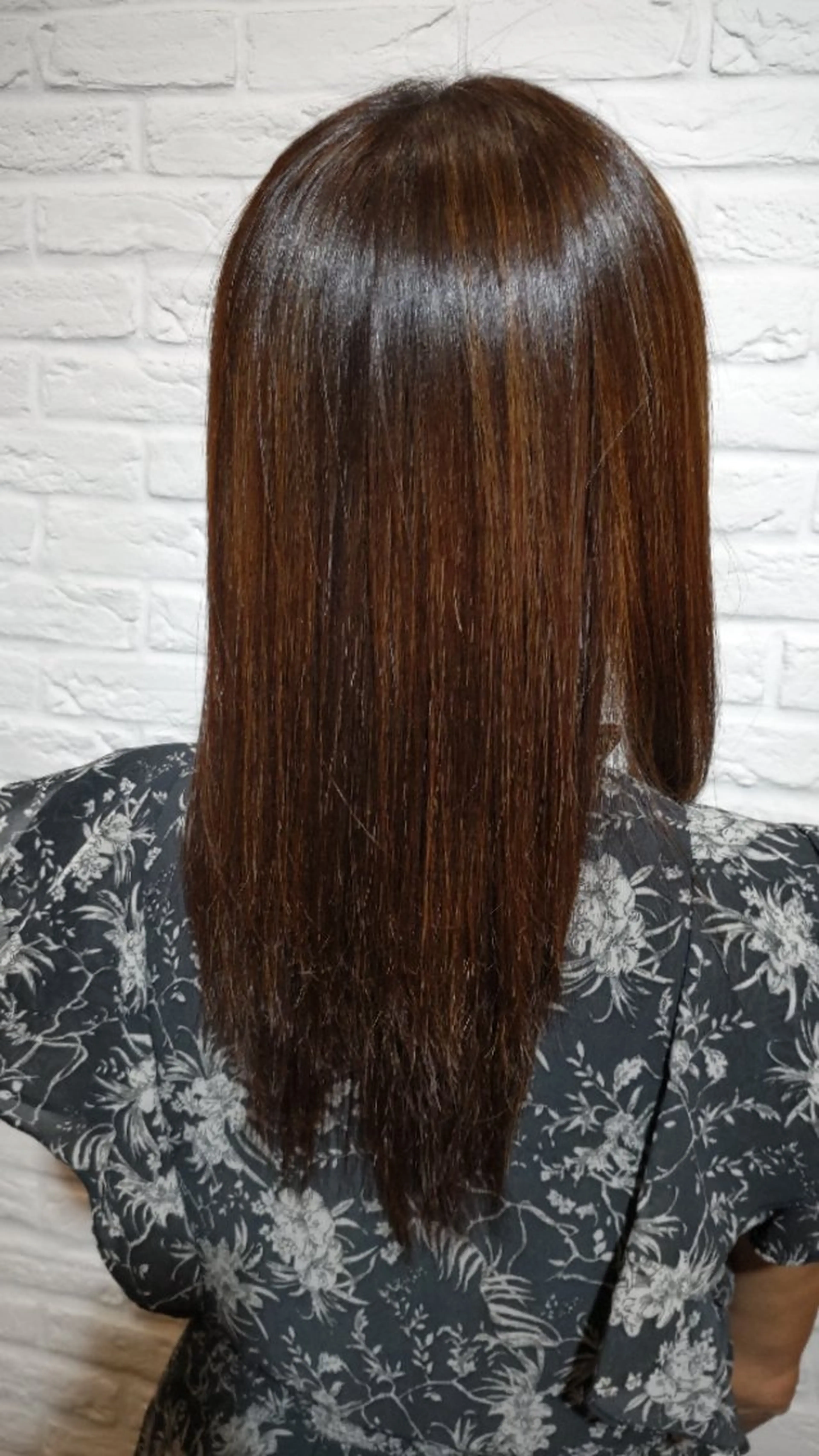 セミロング 髪質改善 トリートメント ✂デザインカット🐟 高評価✂戸崎俊成✂のヘアスタイル