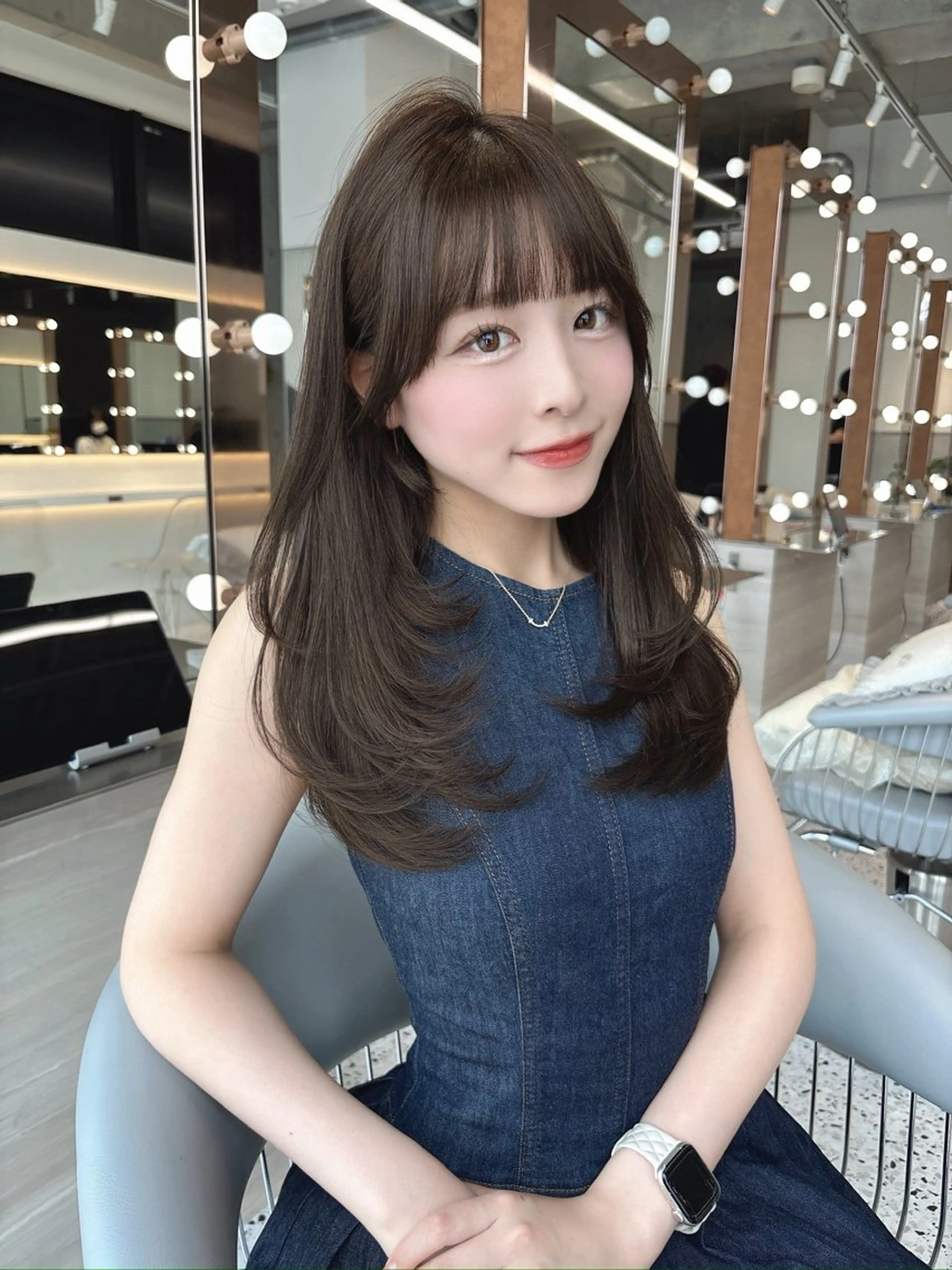 ロング レイヤーカット 🎀透明感ブラウ ンshizuka🎀のヘアスタイル
