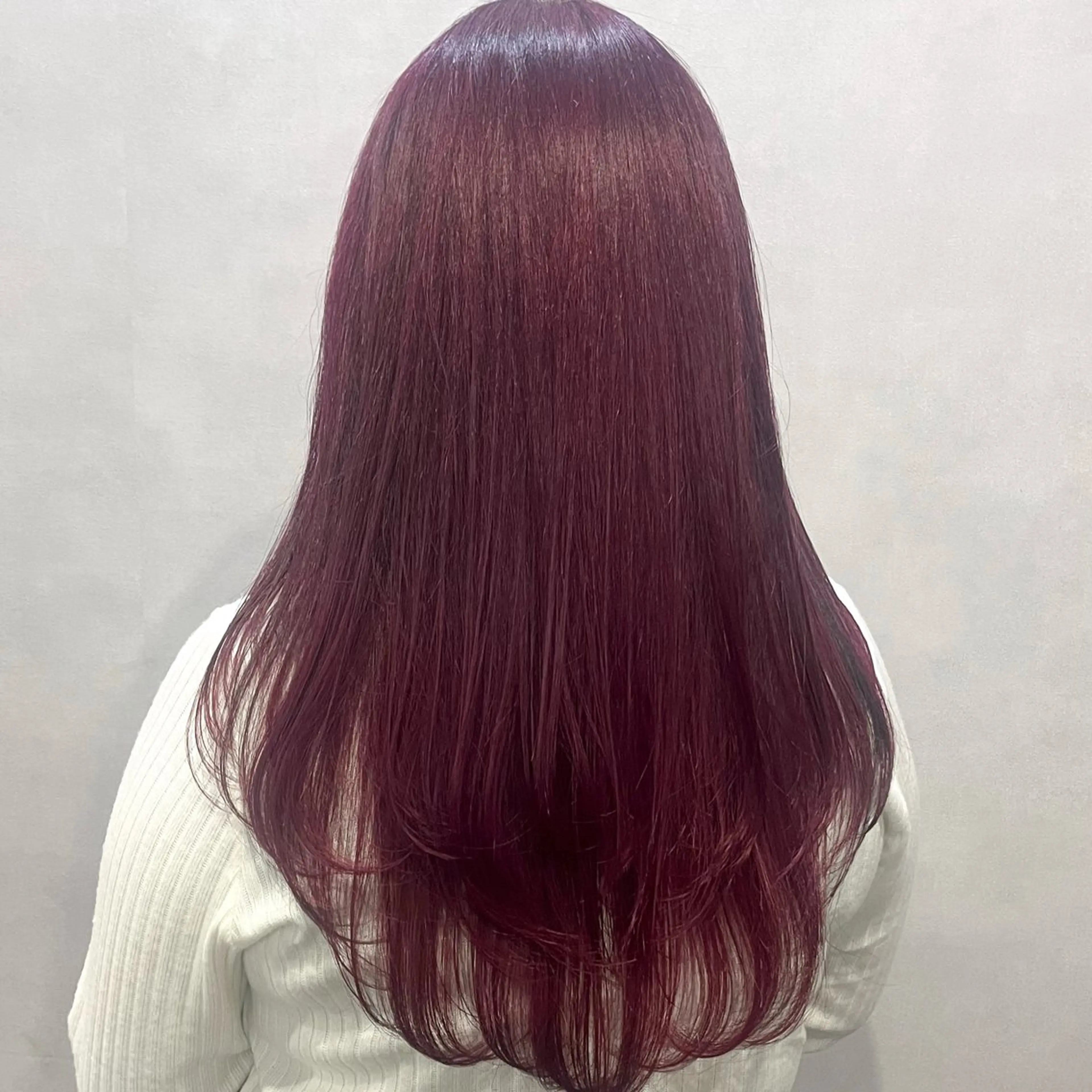 ロング カラー カット ヘアカラー トリートメント 伊藤 玲衣のヘアスタイル