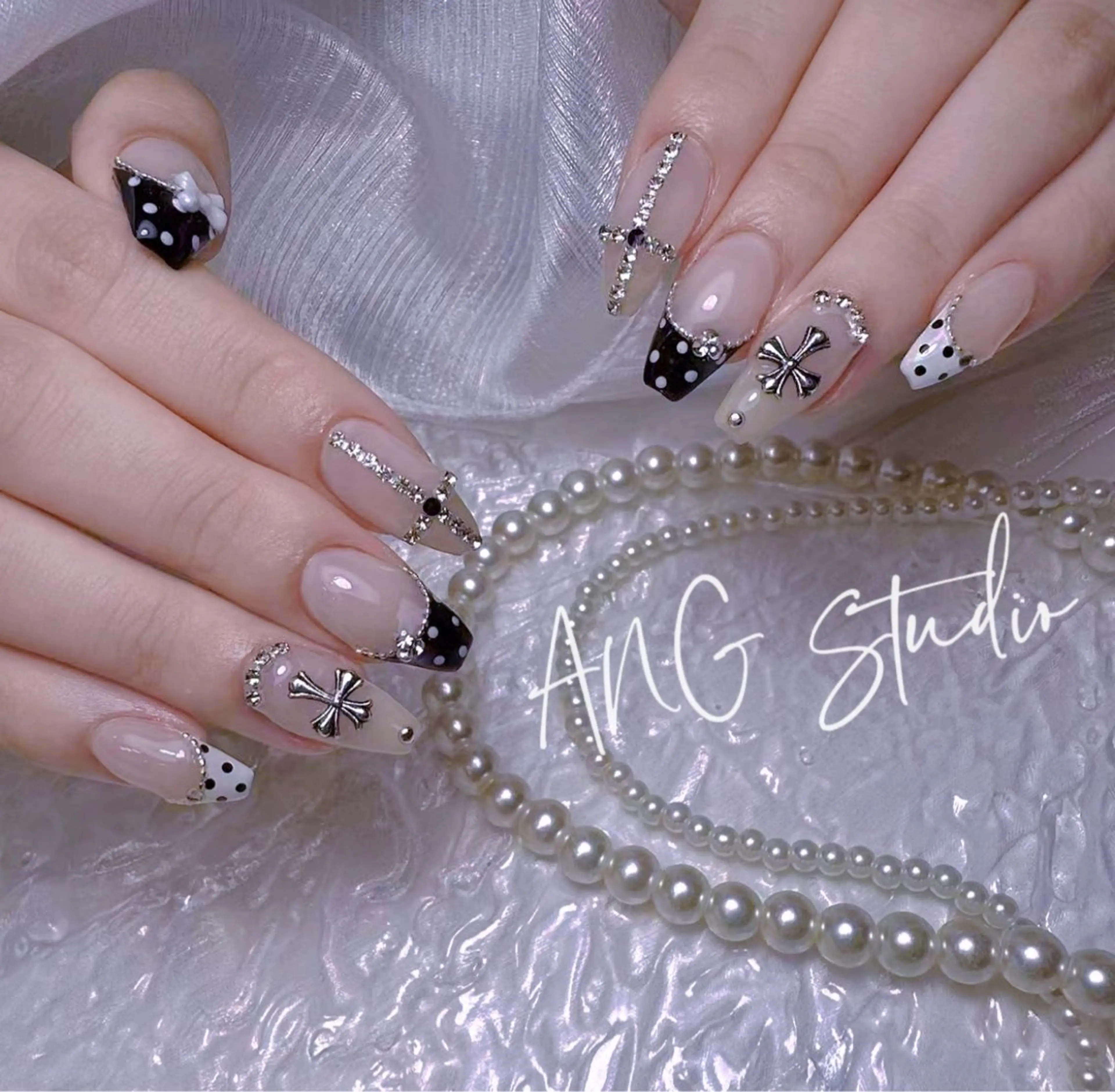 ネイル ハンドネイル ハンドケア ANG Studioのネイルデザイン