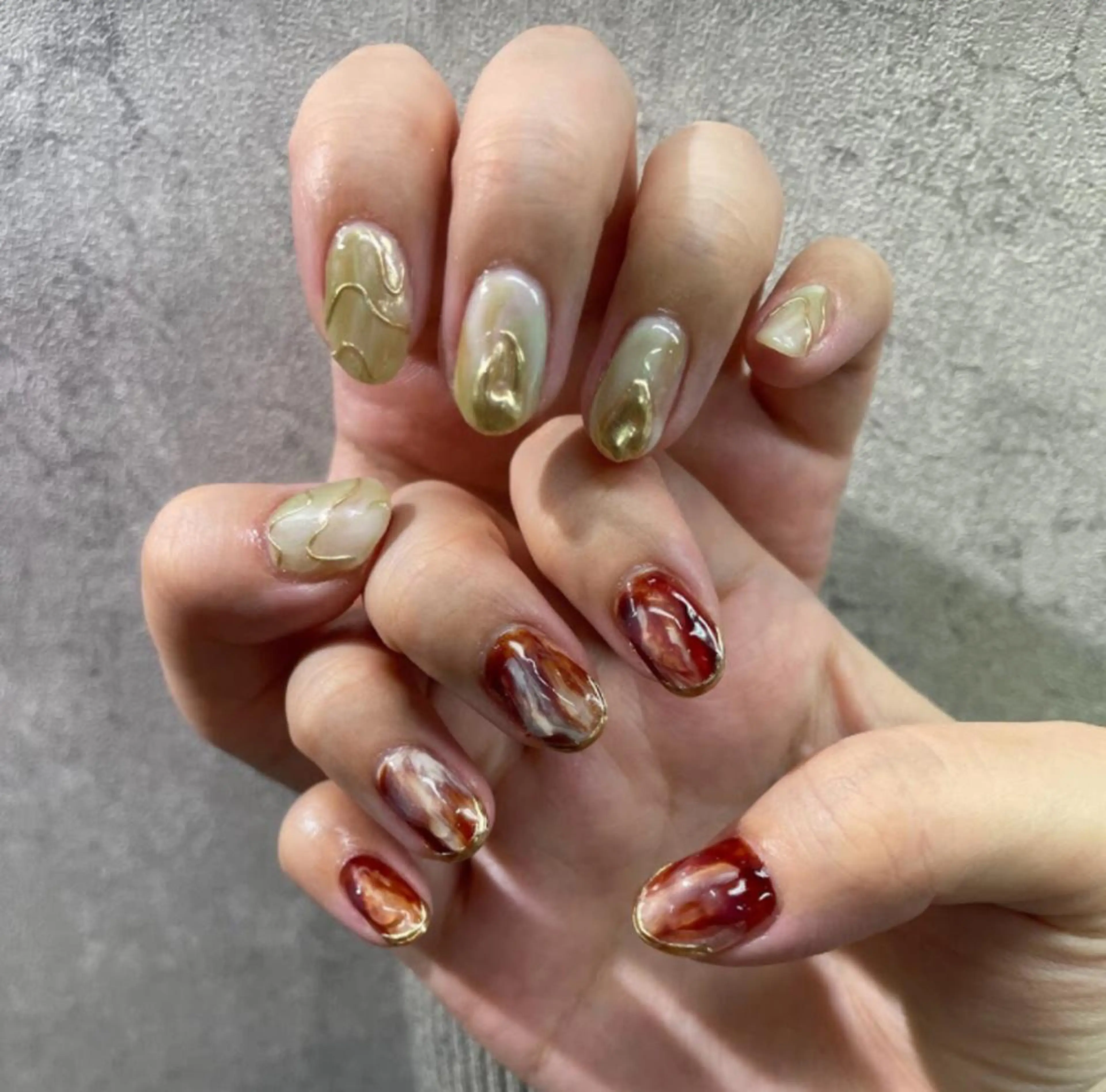 ネイル nailstudio eviz新宿店のネイルデザイン