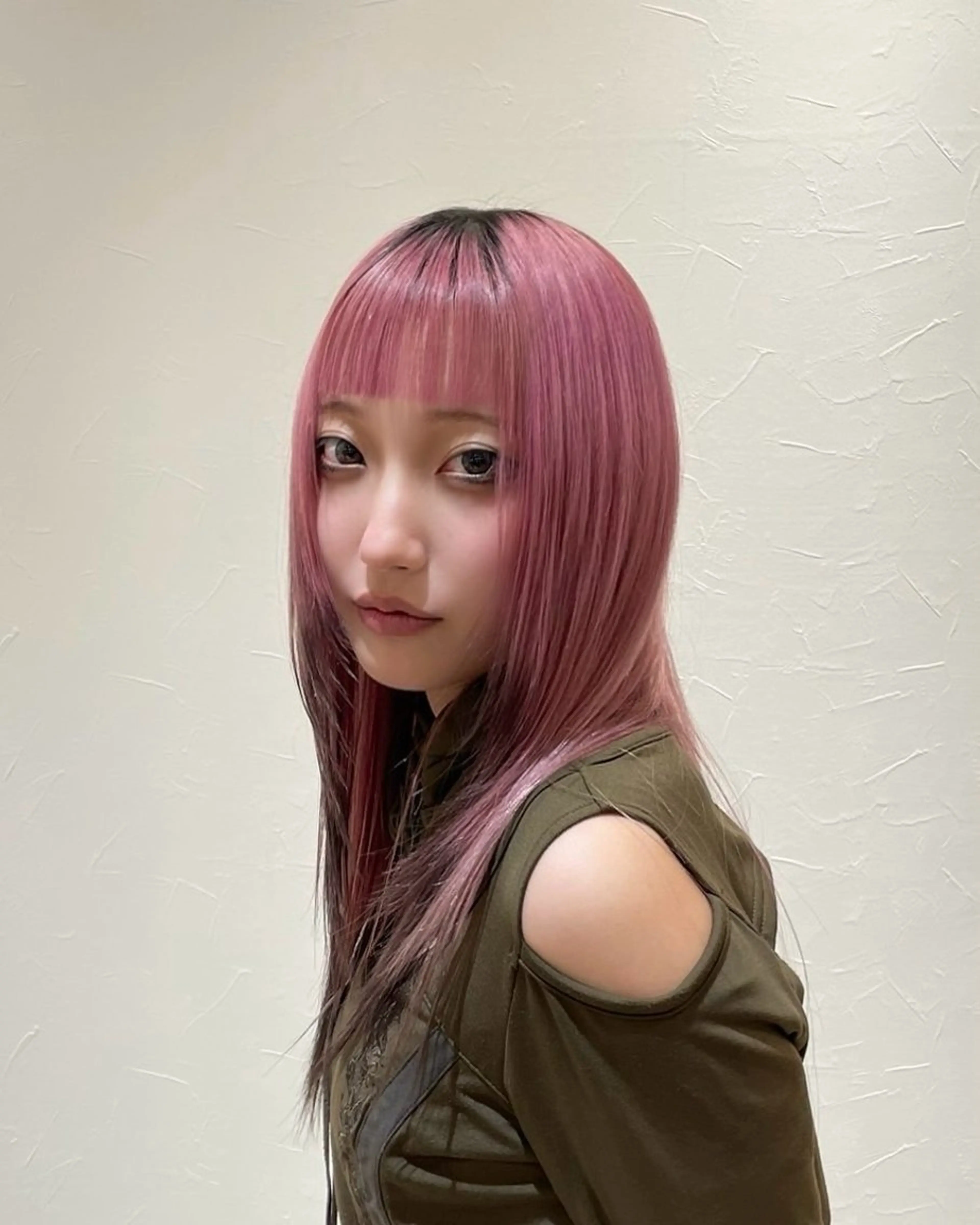 セミロング カラー こだわりハイトーン/ ケアブリーチ/岸のヘアスタイル