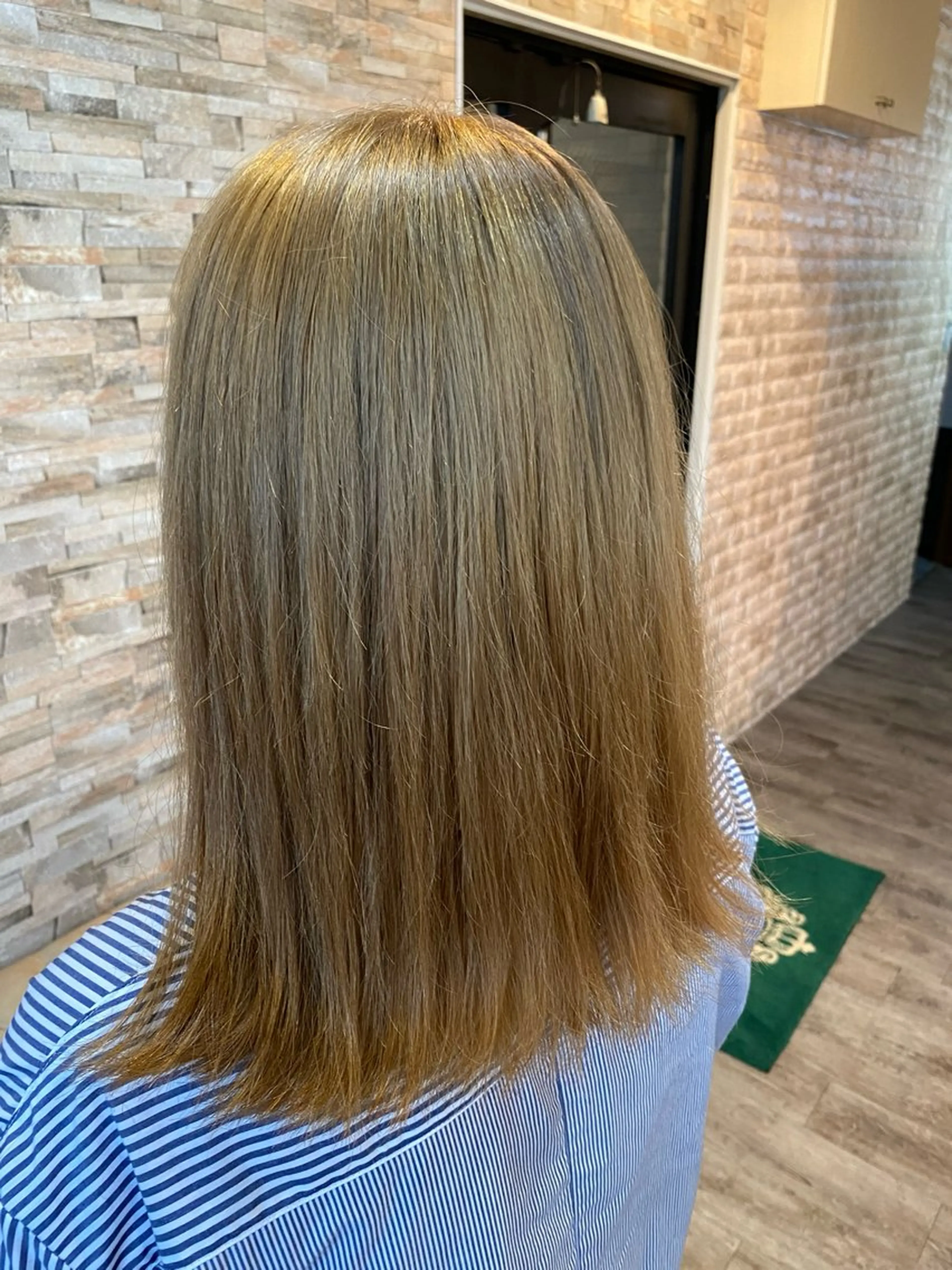 カラー ダブルカラー サイトウ 南柏のヘアスタイル