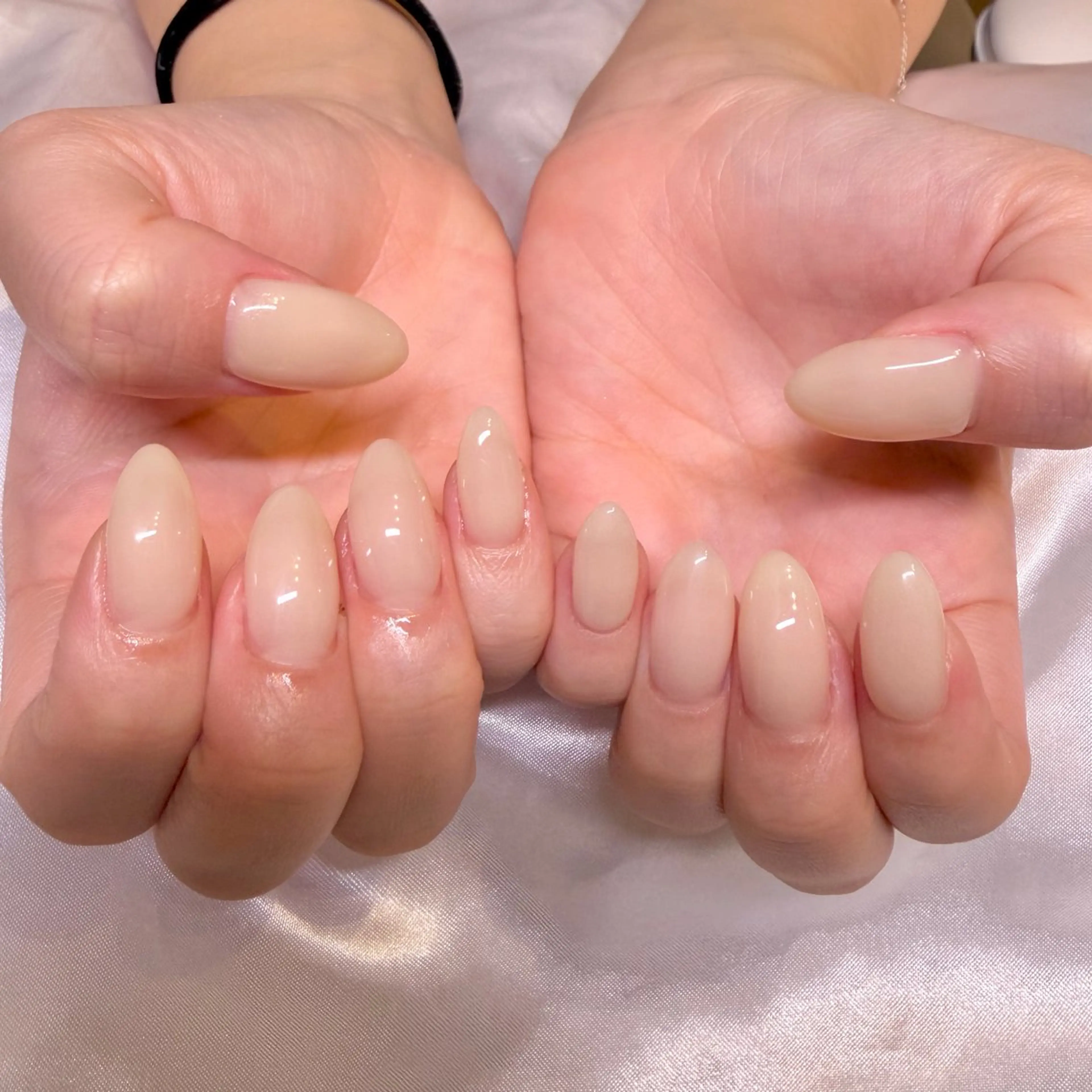 ネイル ワンカラーネイル ハンドネイル nail salon e'mu💐のネイルデザイン