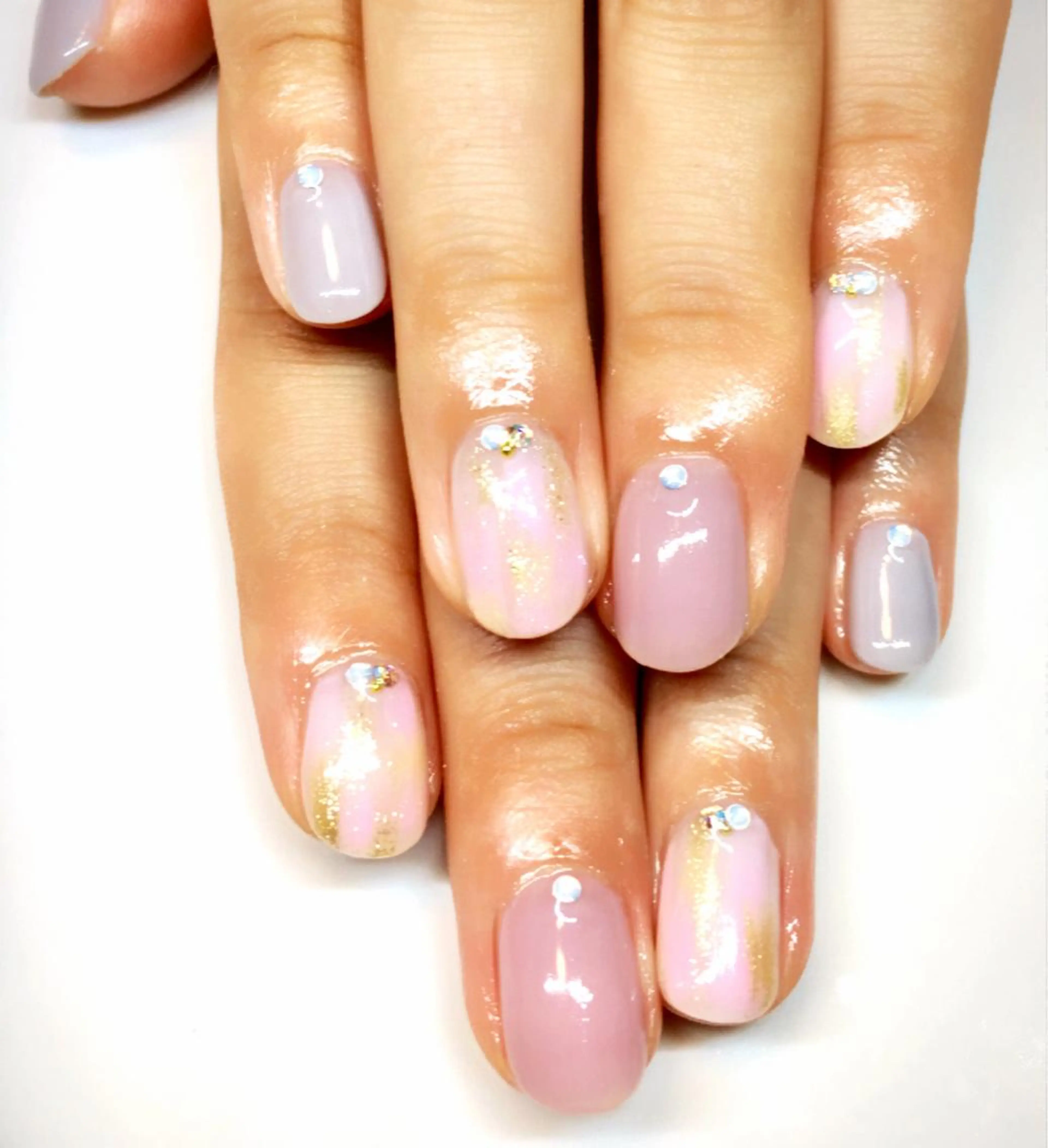 ネイル ジェルネイル シンプルネイル nailsalon sugarr所属・nailist cocoのネイルデザイン
