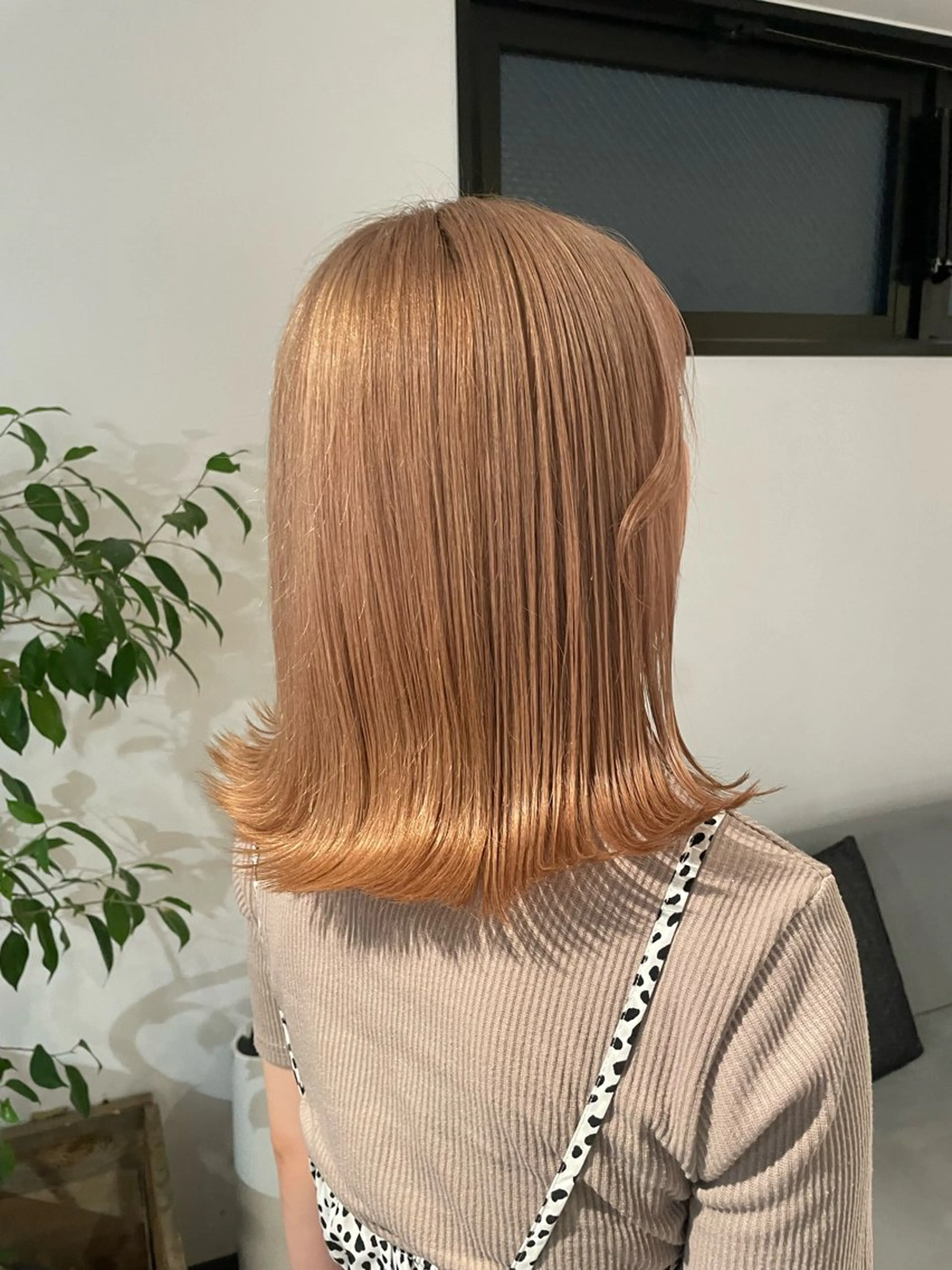 ミディアム カラー ベージュカラー ブリーチ ケアブリーチ ダブルカラー グレージュ ヘアカラー トリートメント 暖色カラー🍒 ケアブリーチ/akiのヘアスタイル