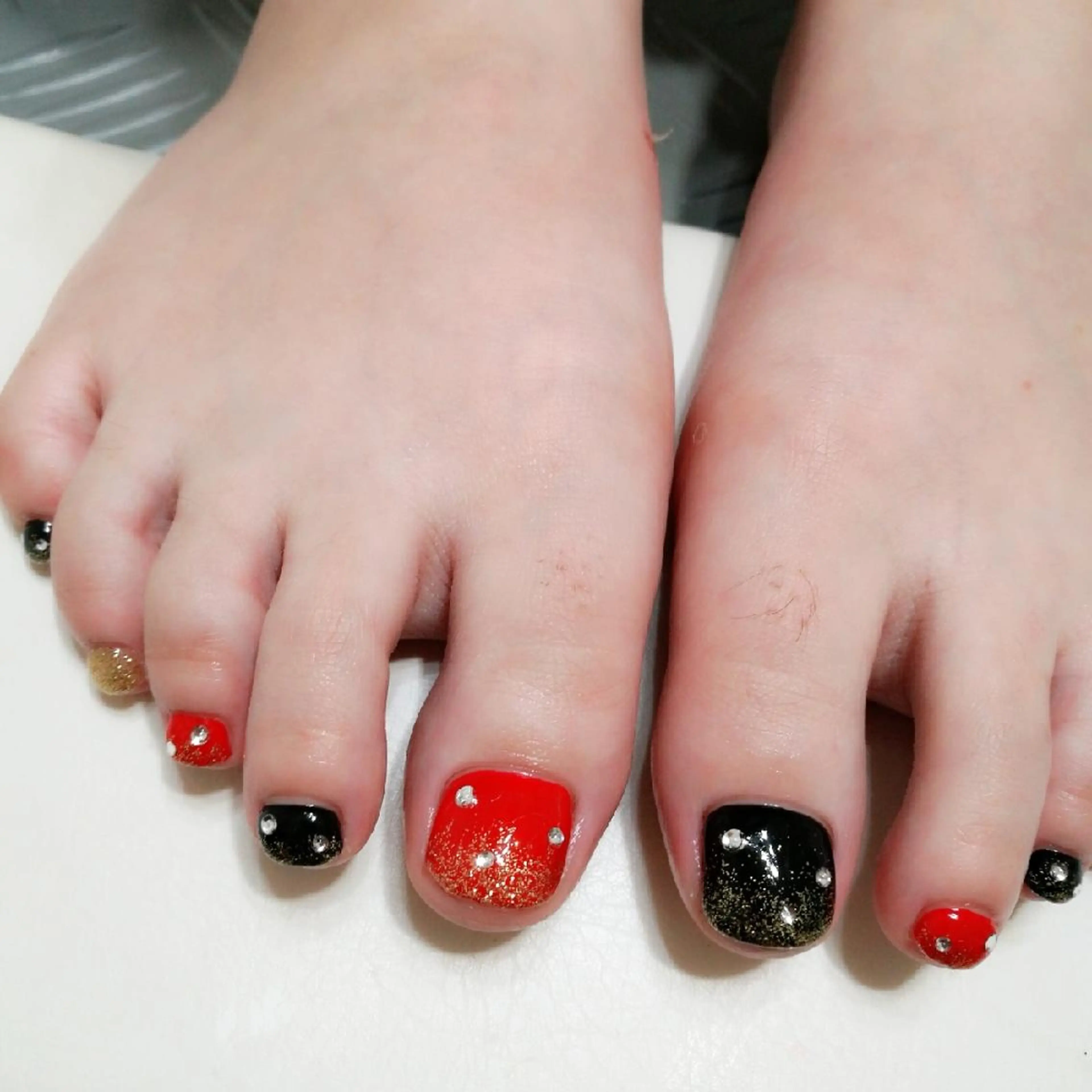 ネイル VIOLUS所属・VIOLUS 関目のネイルデザイン