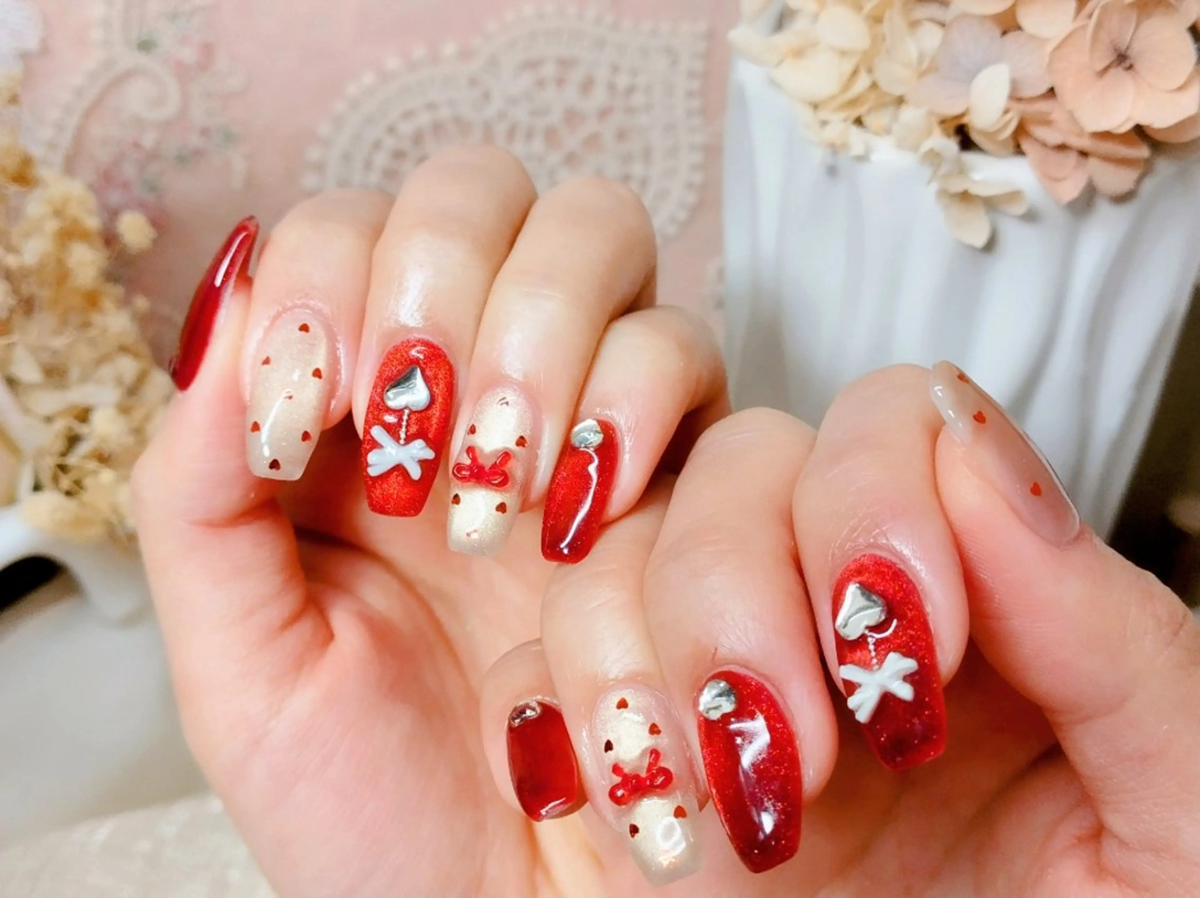 ネイル ボルドー ハート ハンドネイル ハンドケア ＤI'A ネイルサロンのネイルデザイン