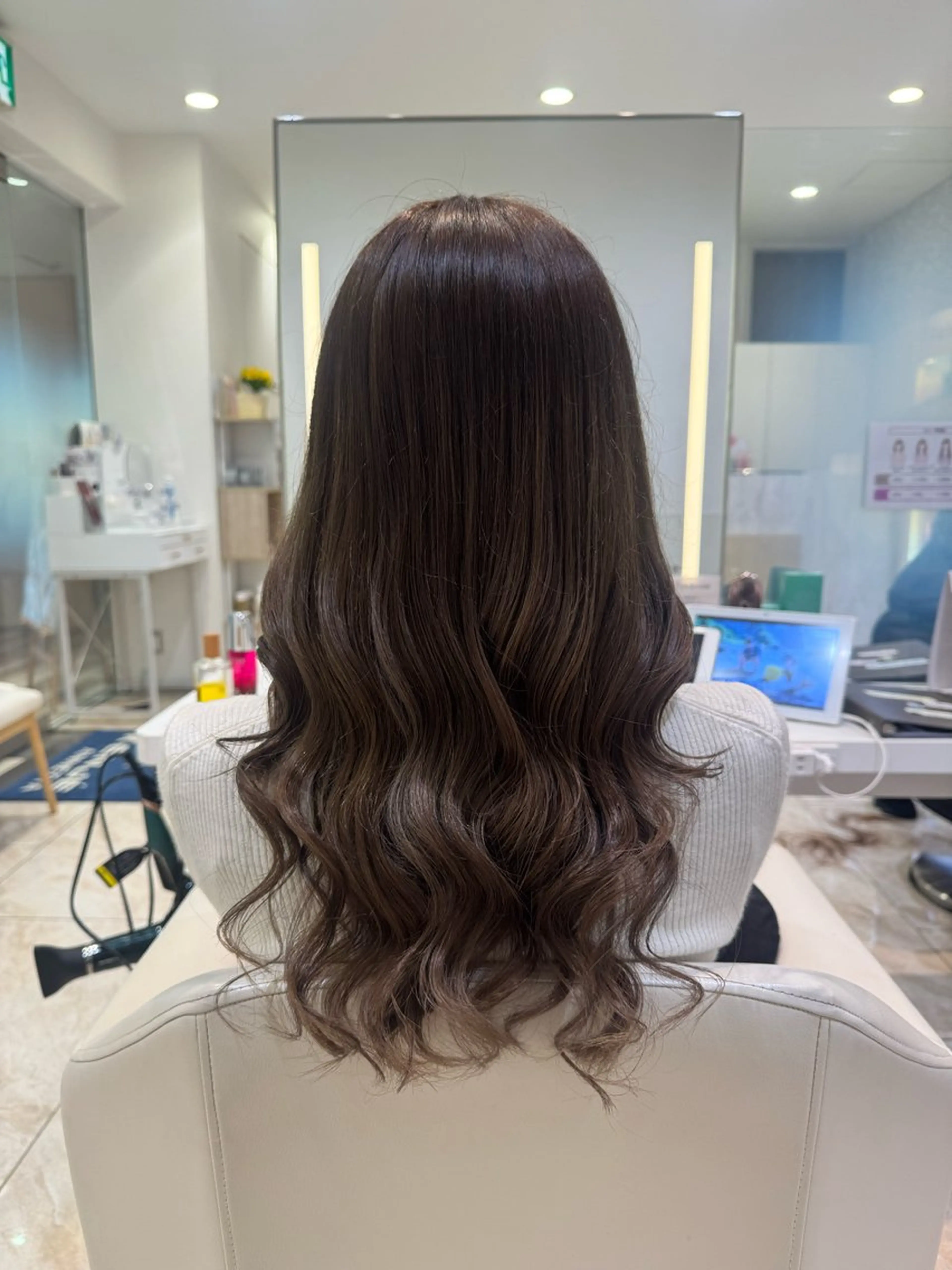 ロング カラー ブリーチ ブラウンカラー ヘアカラー ボブ✂️ スパ🫧kurehaのヘアスタイル