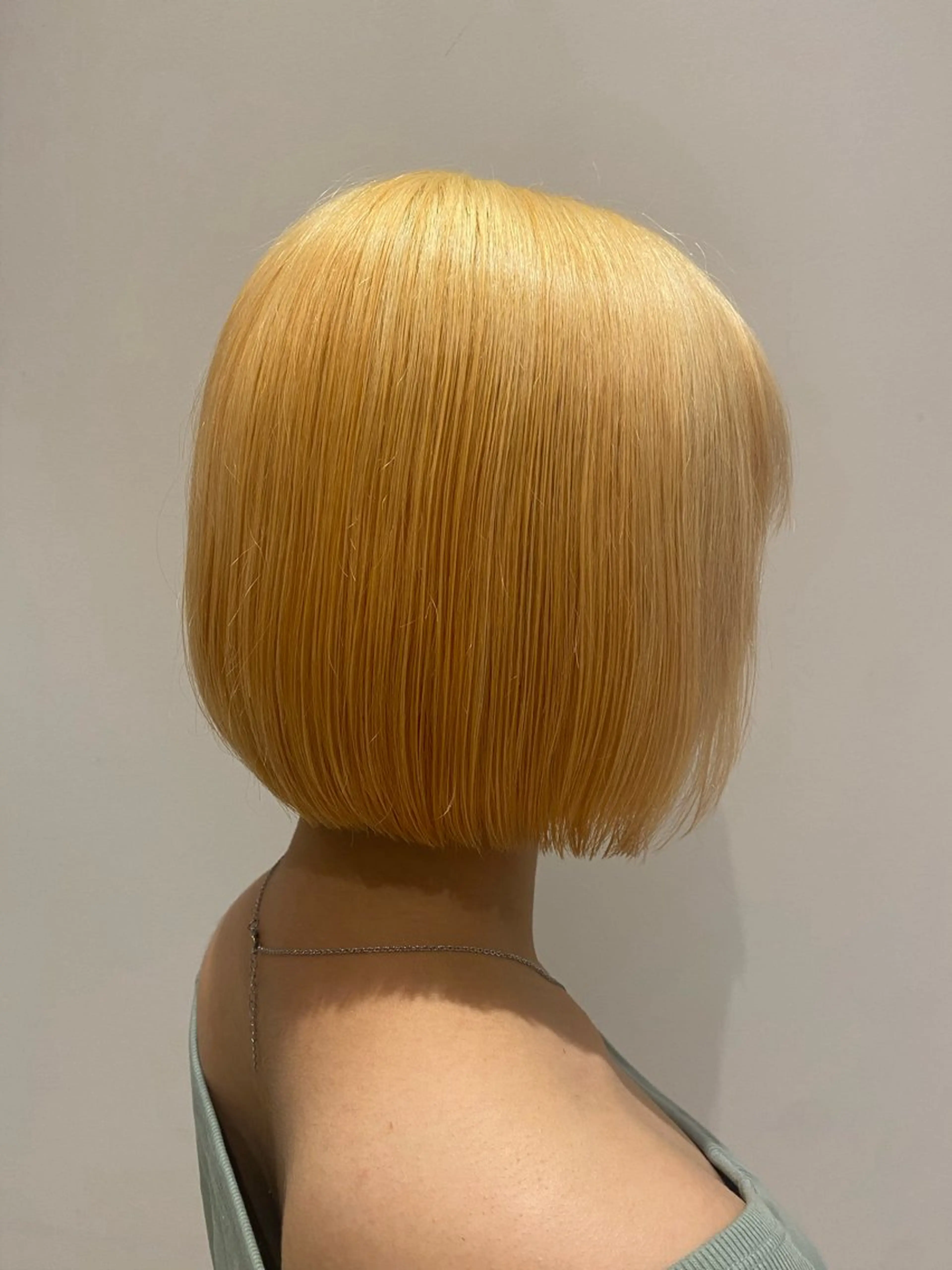 ショート カラー ブリーチ 抜きっぱなしブロンド ボブ カット ヘアカラー トリートメント 艶髪🌿美髪 大塚礼乃【西荻窪】のヘアスタイル