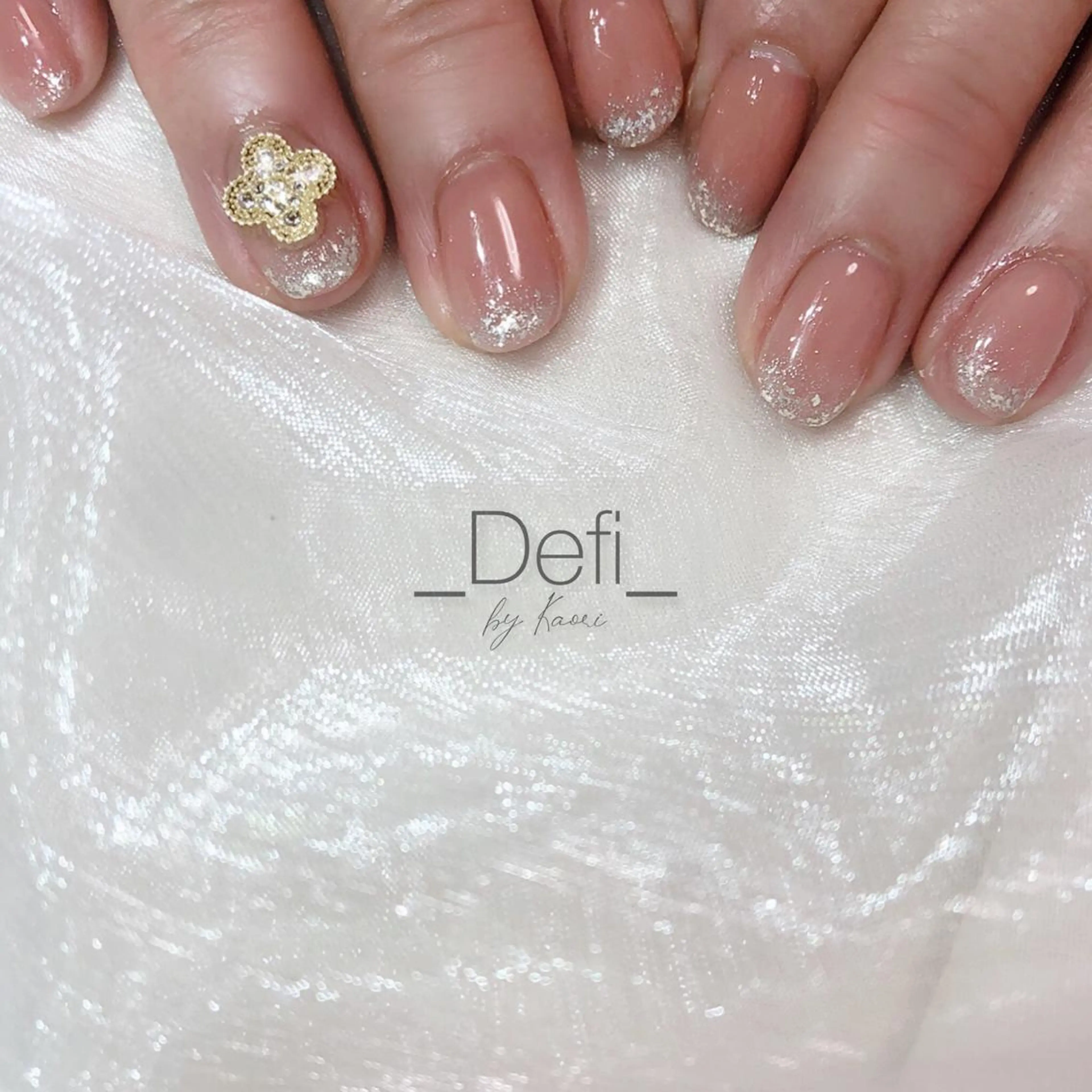 ネイル フレンチネイル ジェルネイル ガーリー グラデーション 韓国ネイル ハンドネイル _Defi_ by Kaoriのネイルデザイン