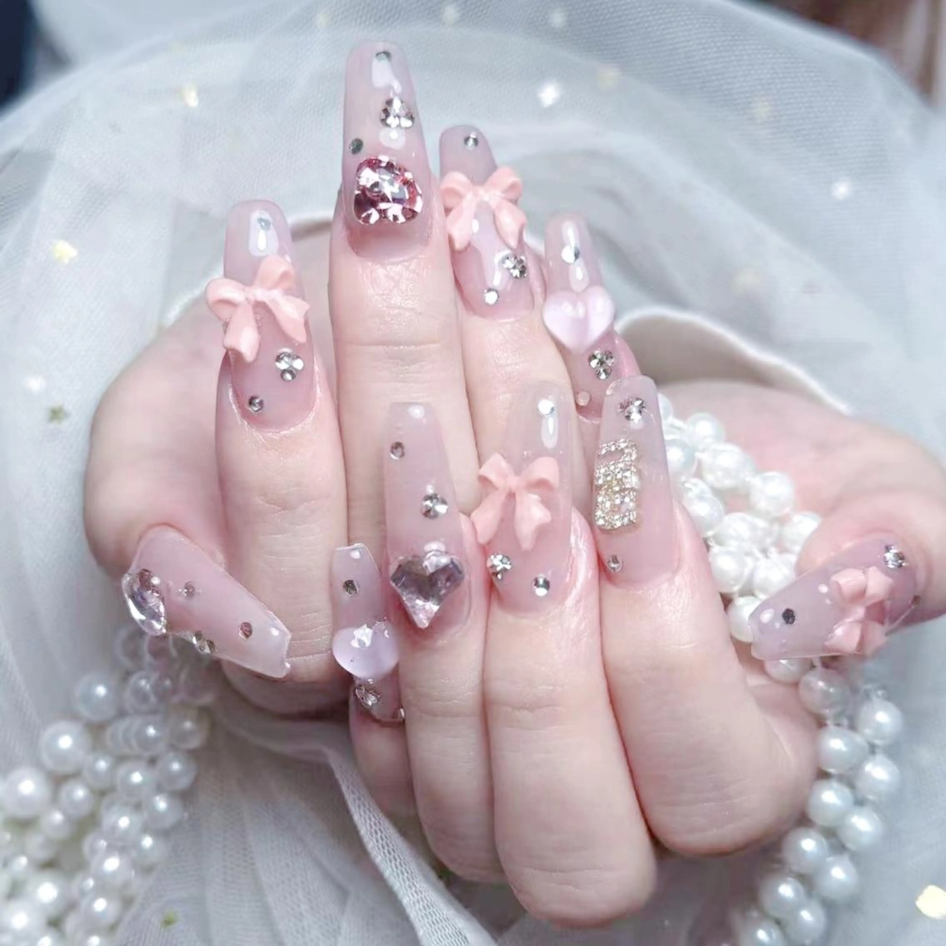 ネイル 🎀まゆ 🪽🐾のネイルデザイン