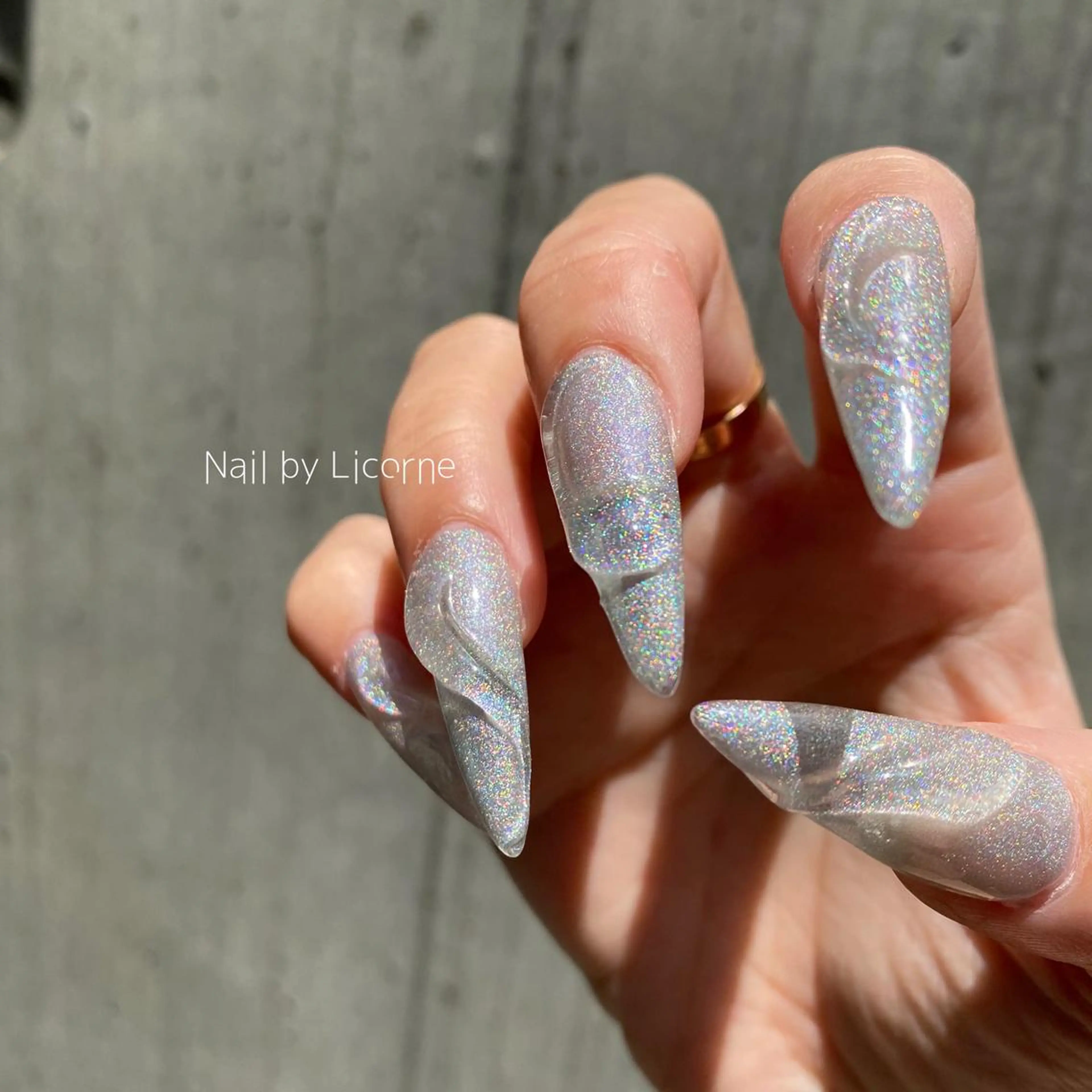ネイル アートネイル オーロラネイル フレンチネイル 氷ネイル・うるうるネイル キラキラネイル ハンドネイル Nail by Licorneのネイルデザイン