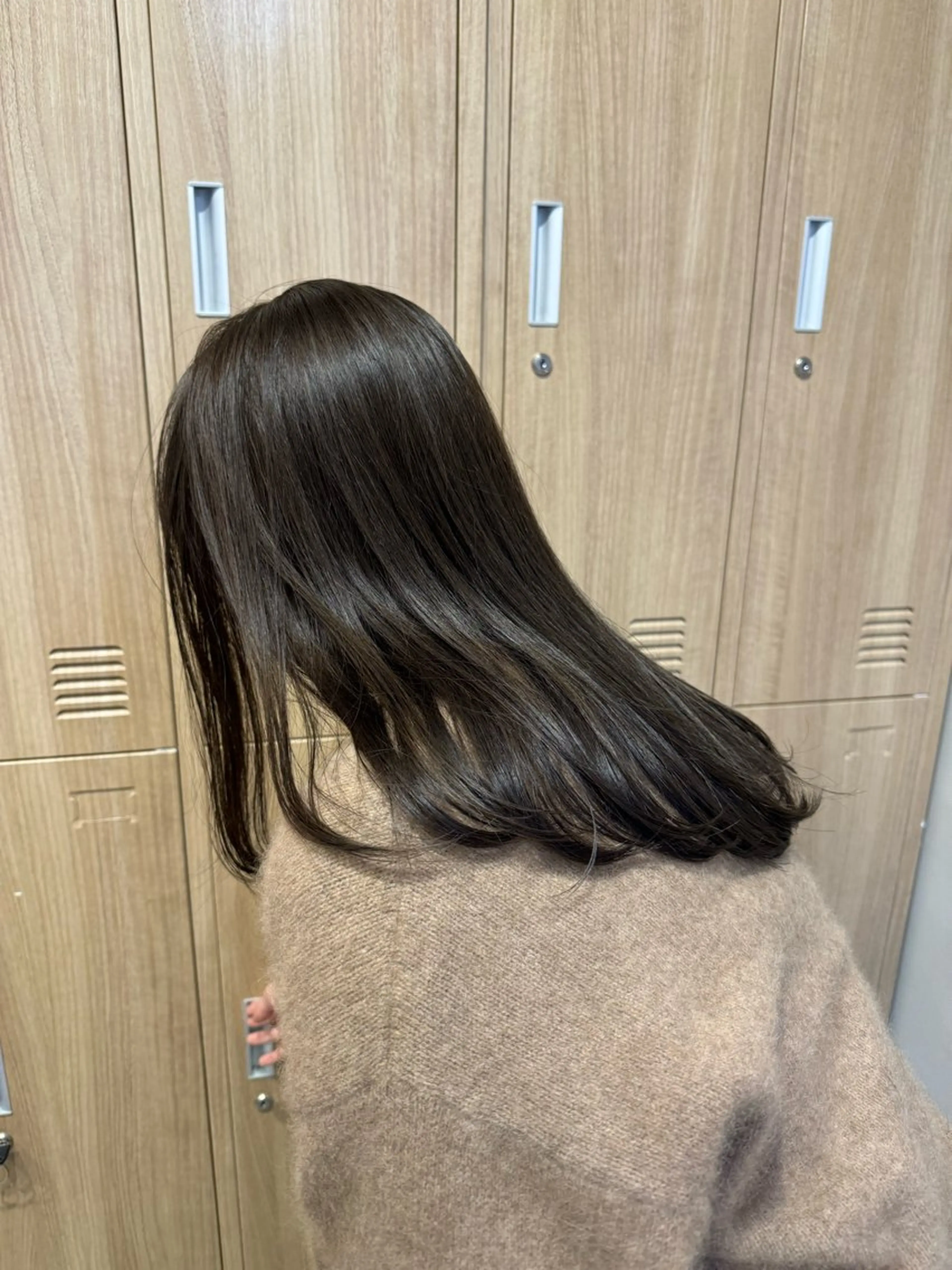 セミロング カラー 鈴木駿介 レイヤーカットのヘアスタイル