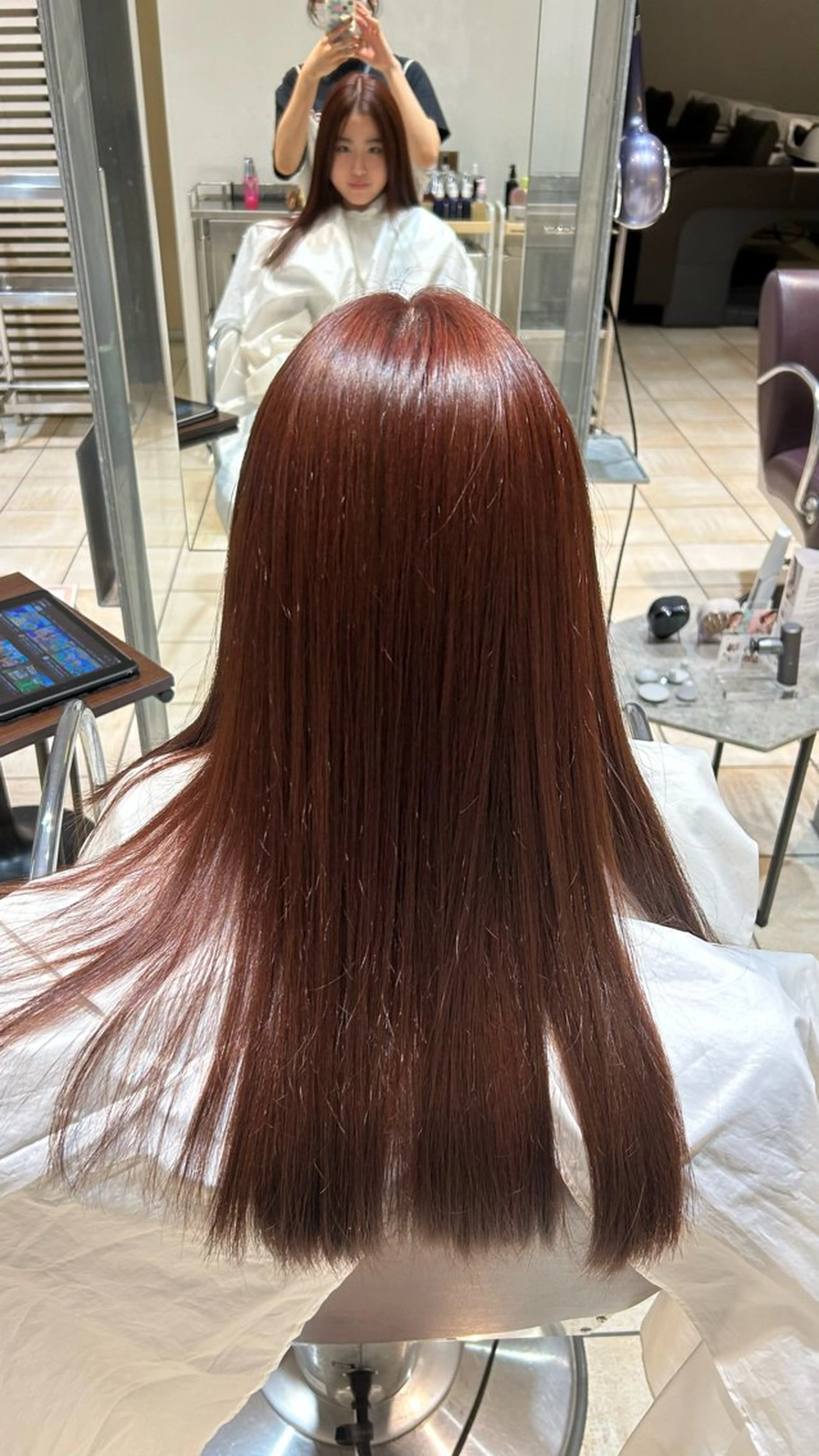 ロング 村松 麻菜のヘアスタイル