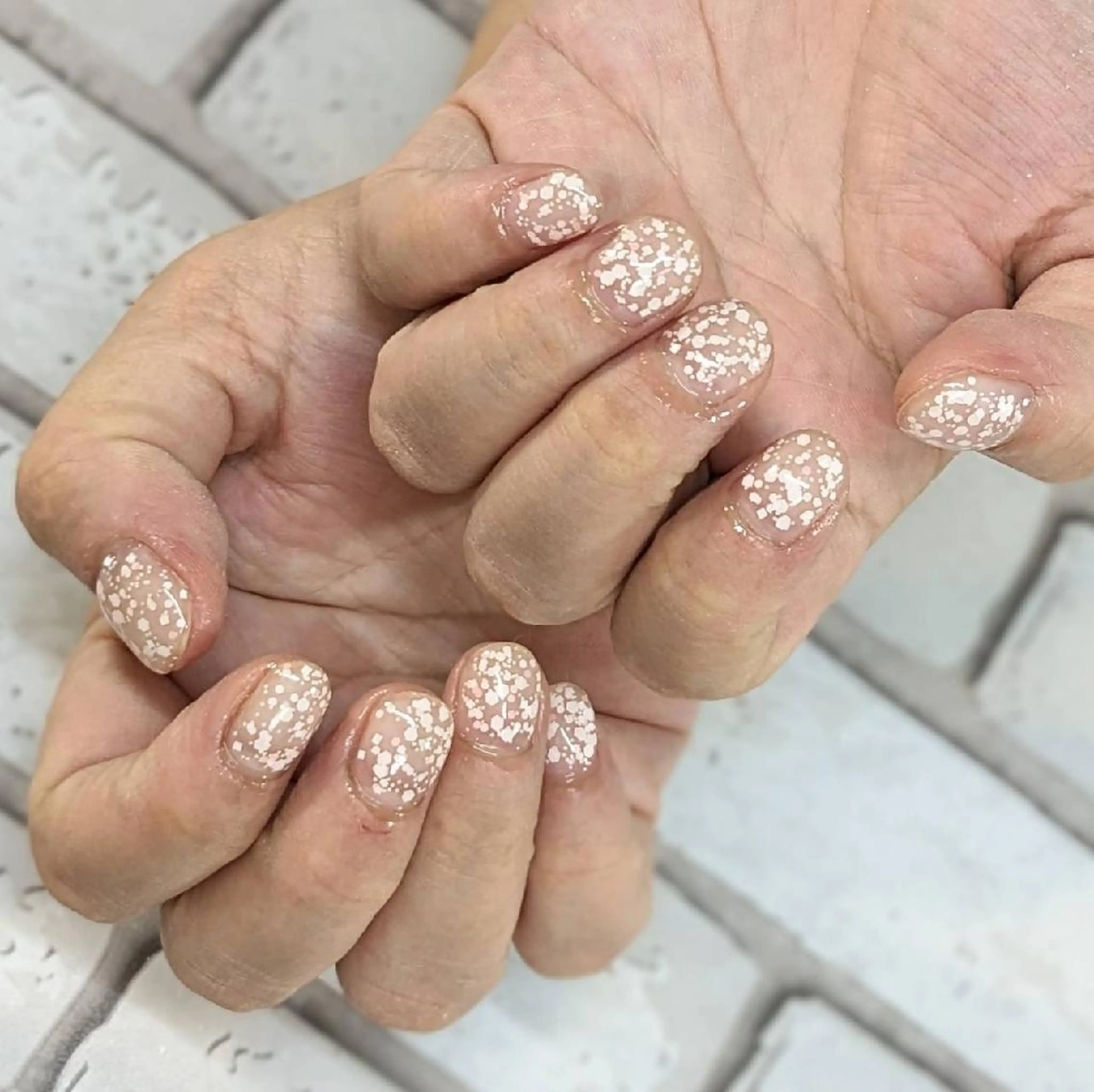 ネイル クリアネイル ピンク ホワイト ハンドネイル ネイルサロンベルティ .keikoのネイルデザイン